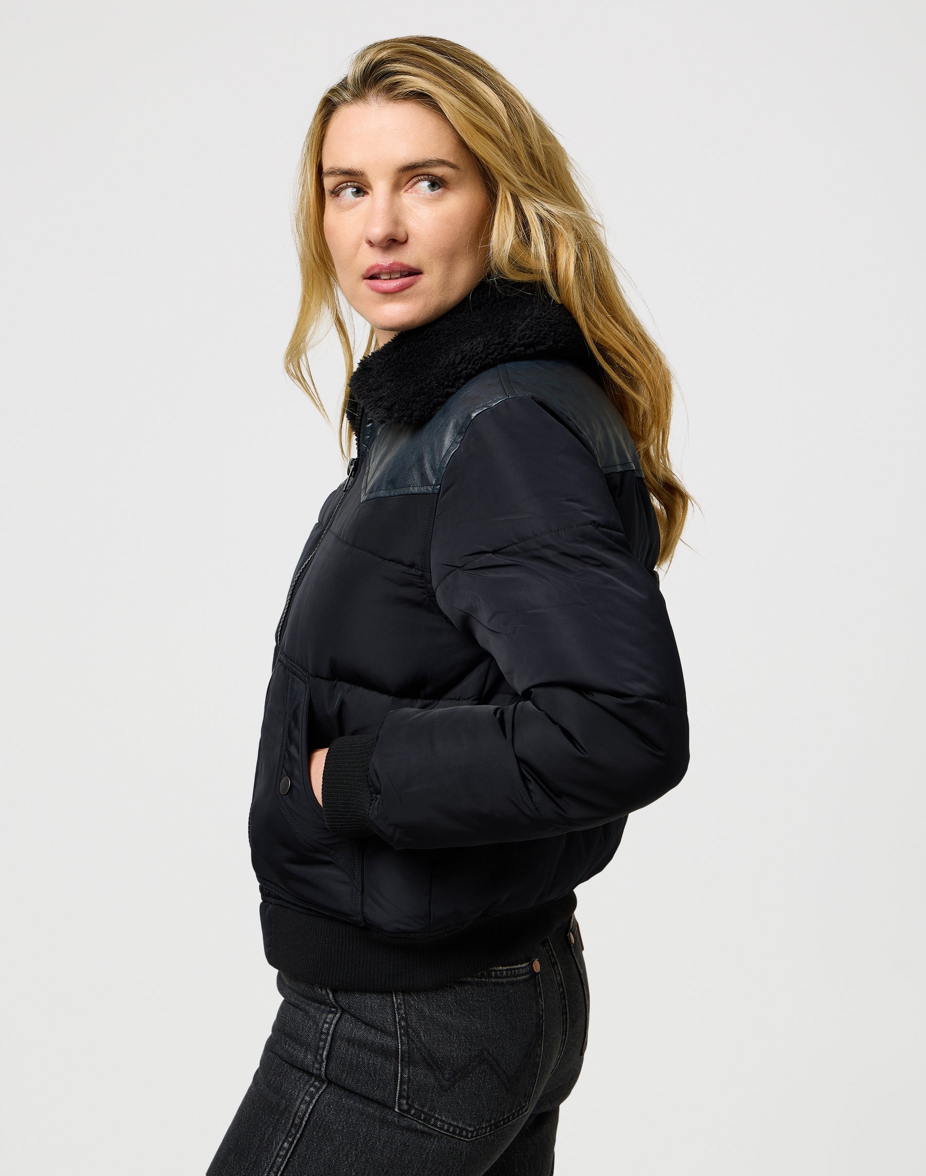 Western Puffer in giacche nere Wrangler