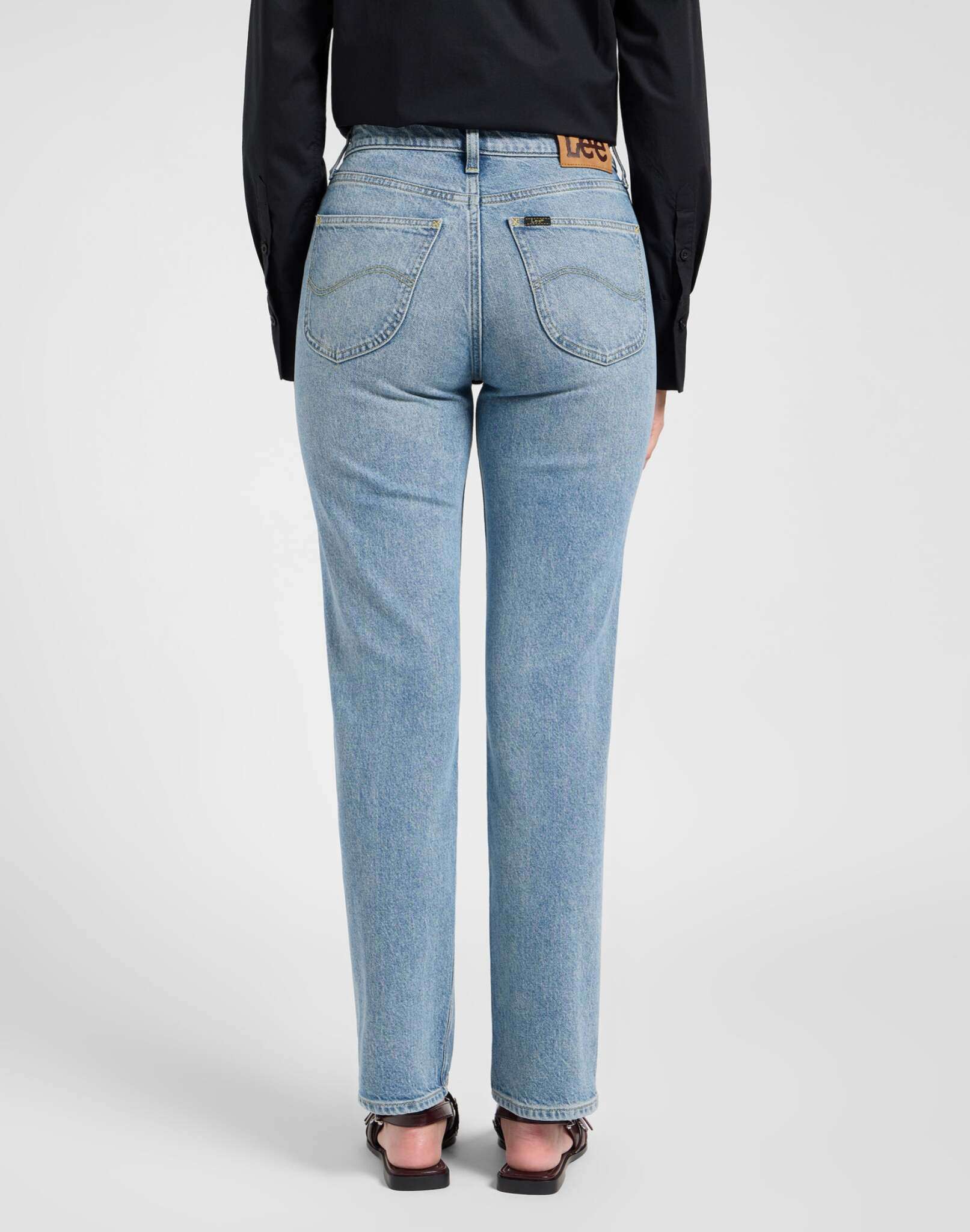 Carol in Laundry Line Jeans Lee