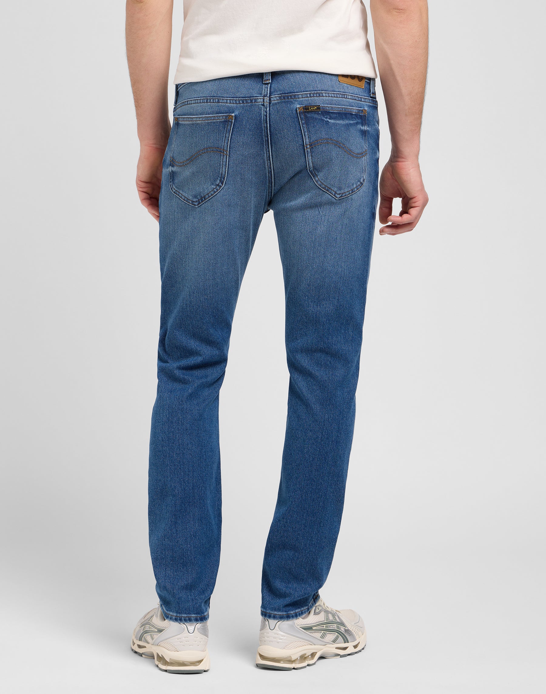 Cavaliere in Armstrong Jeans Lee