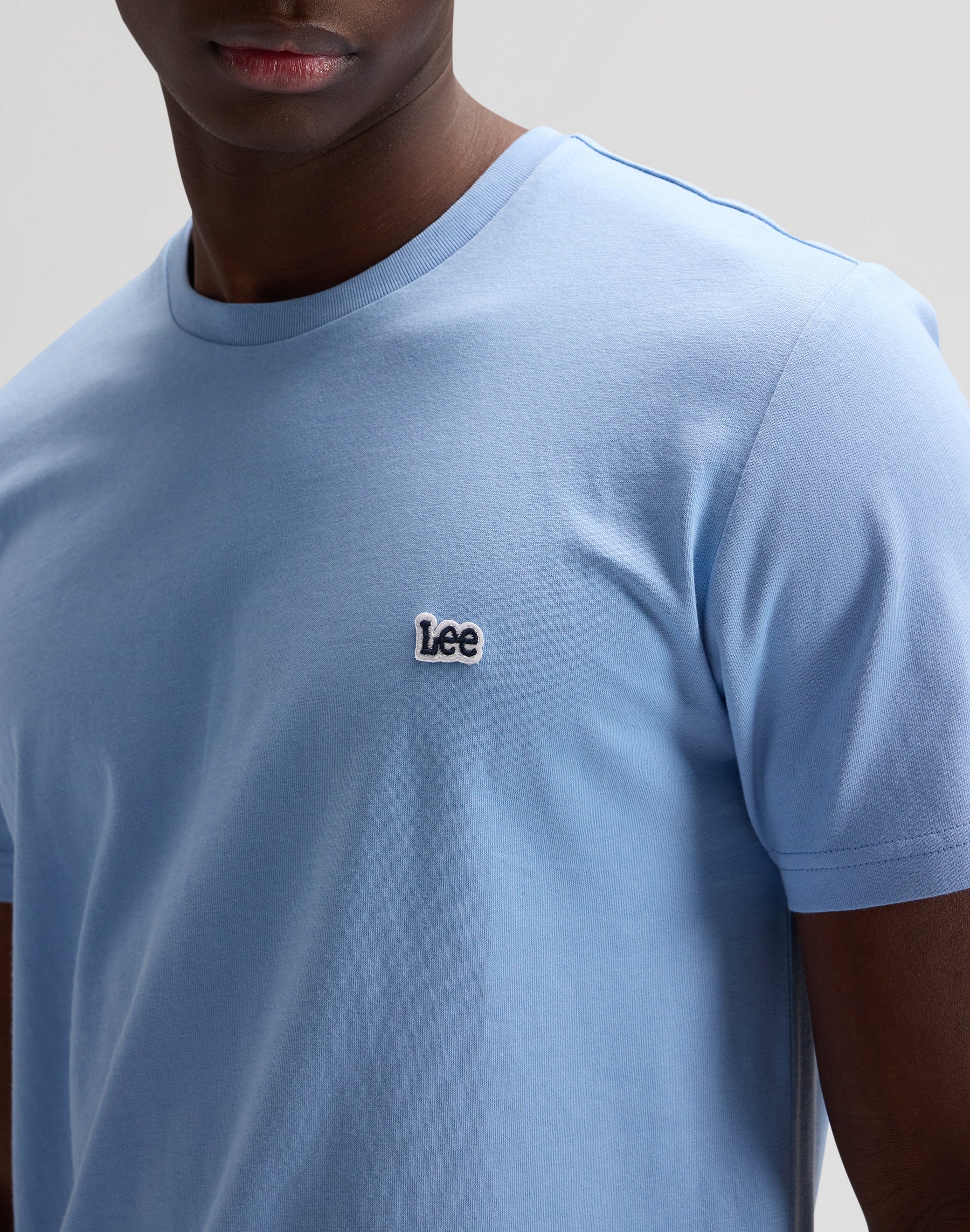 Maglietta con logo Ss Patch in alogeno