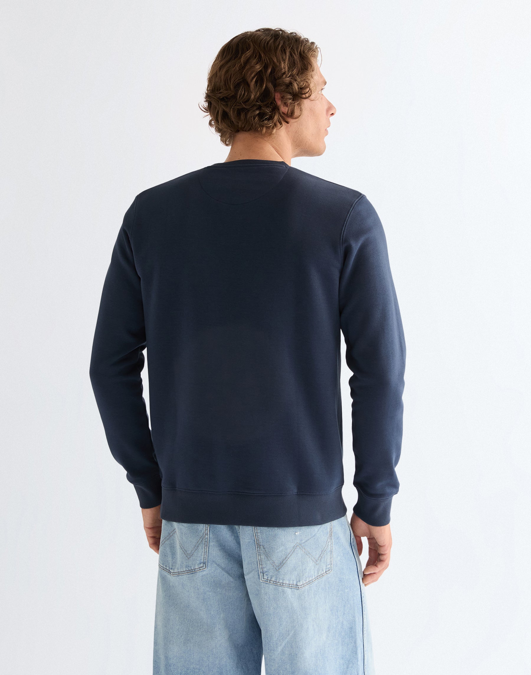 Maglia con ricamo in blu navy