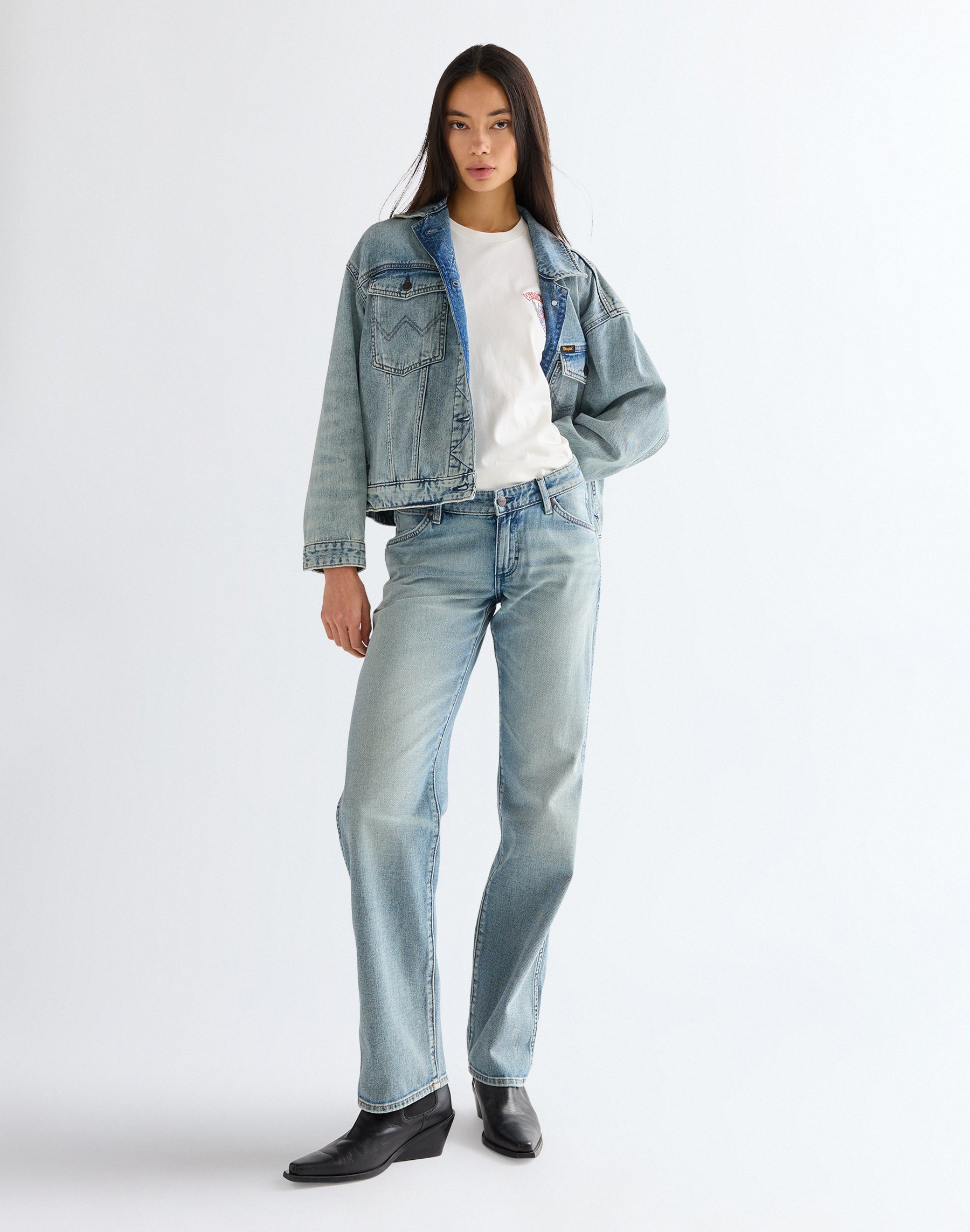 Jeans Low Rise in Hippie Haze Jeans Wrangler