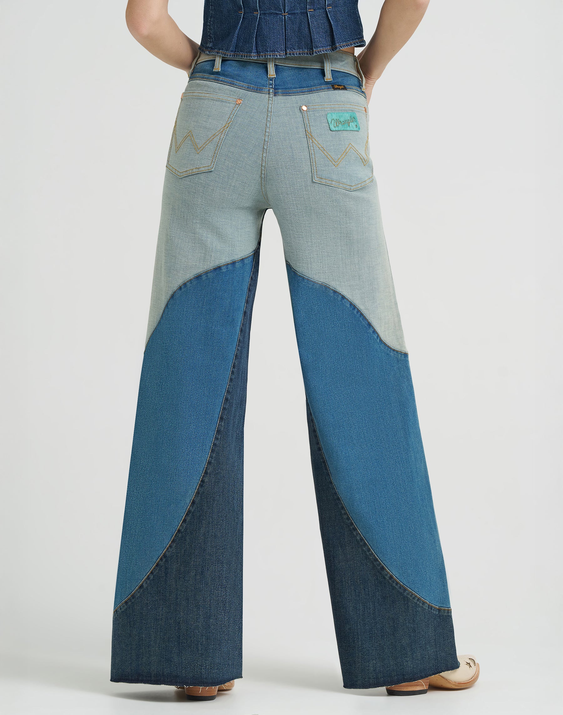 Jeans larghi in denim Groovy