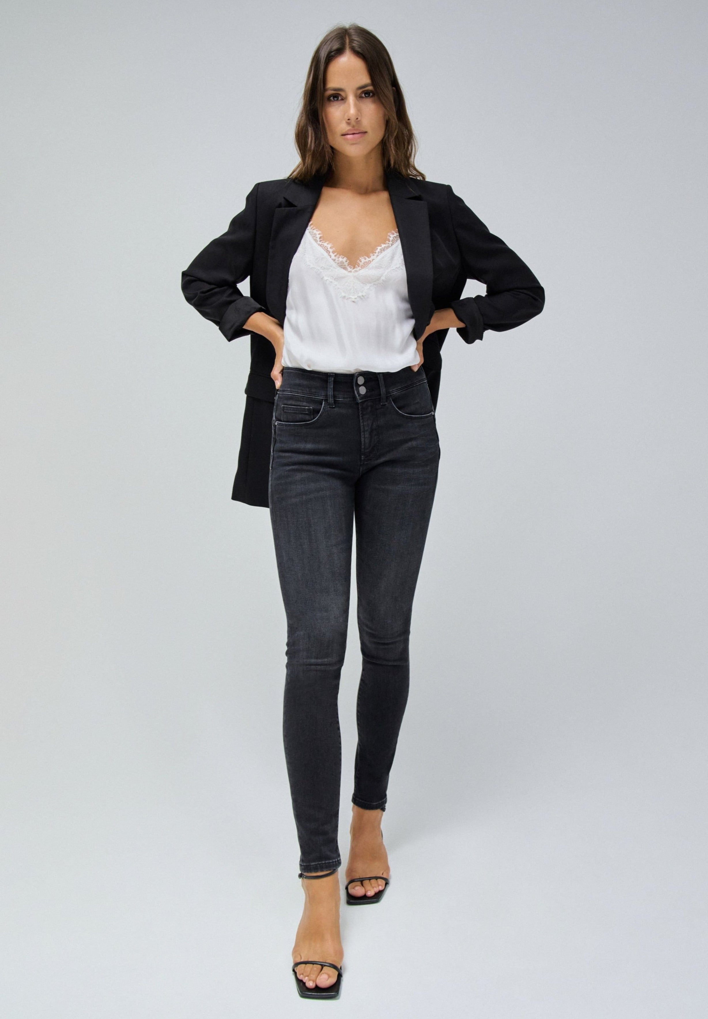 Jeans Secret Skinny Push-In neri Salsa Jeans