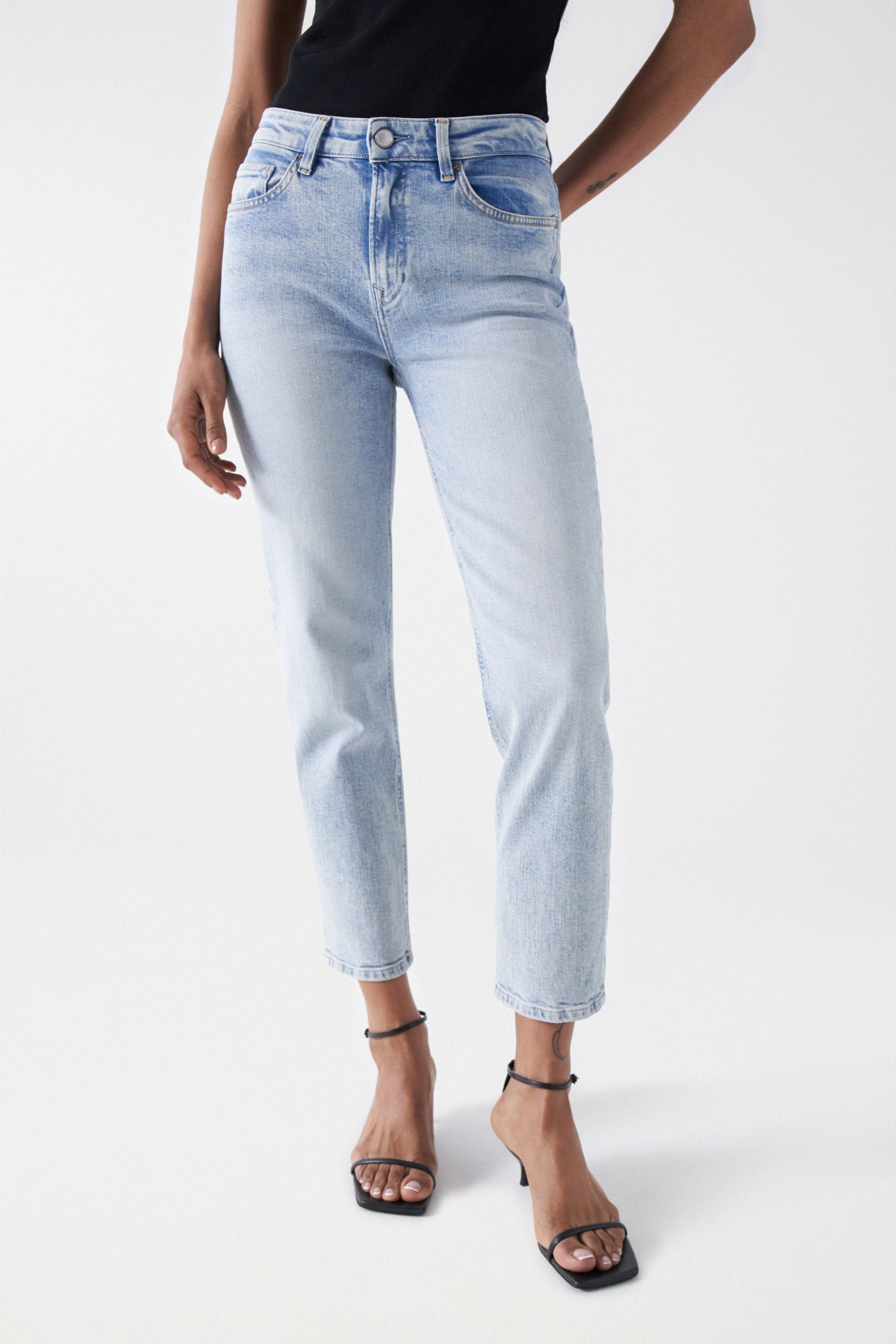 Jeans True Cropped Slim Comfort in lavaggio chiaro Salsa Jeans