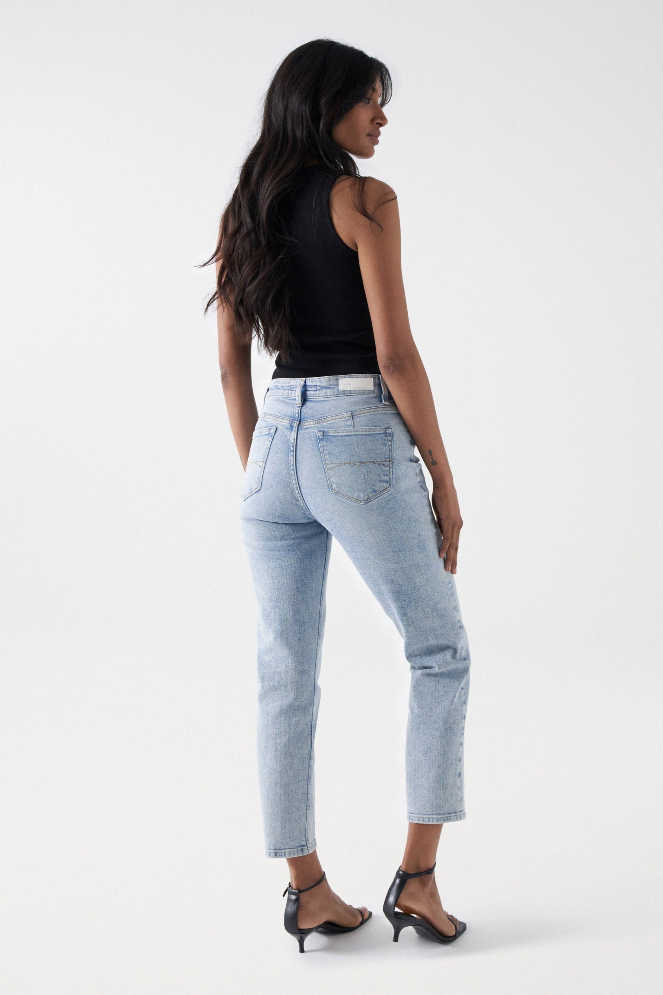 Jeans True Cropped Slim Comfort in lavaggio chiaro Salsa Jeans