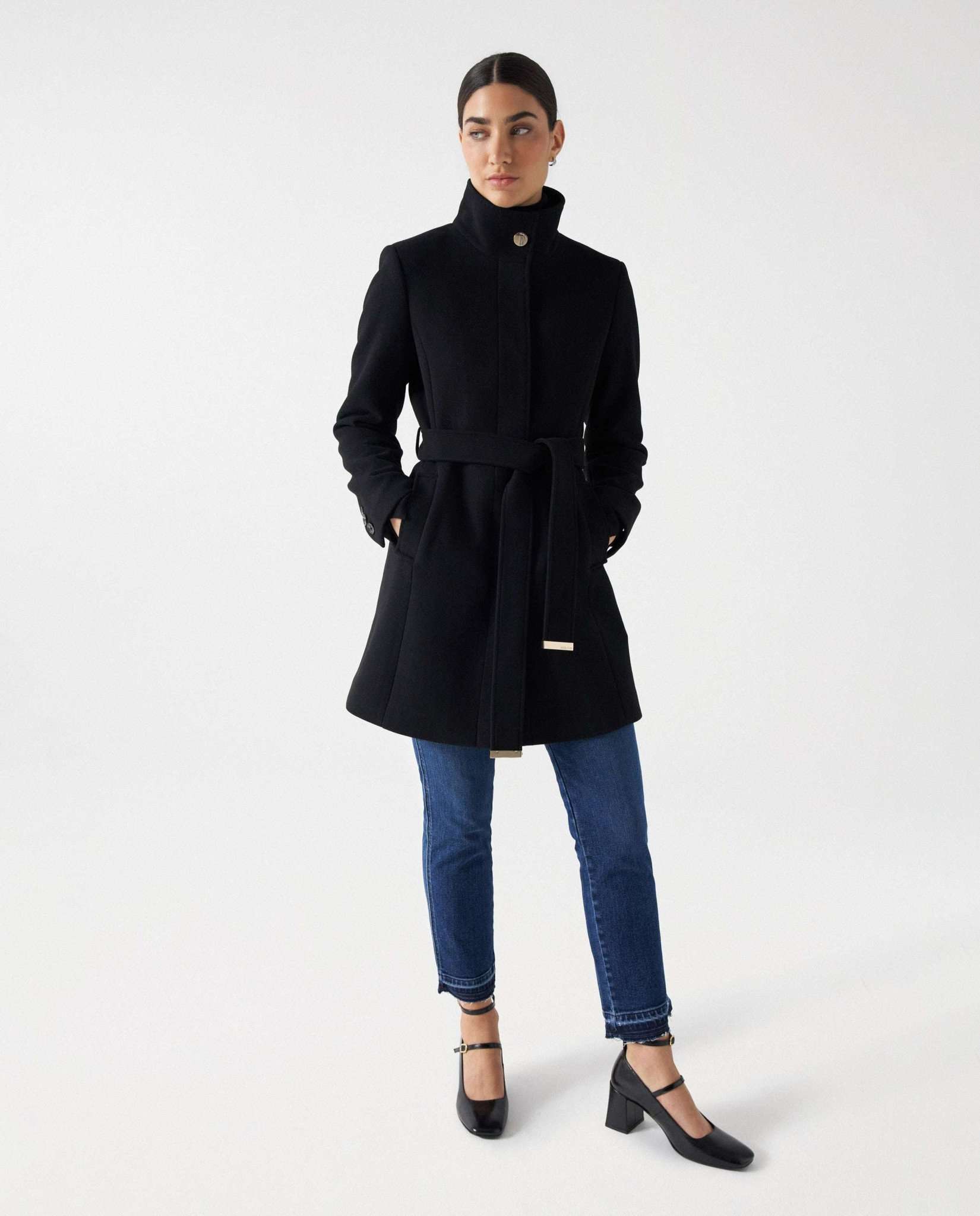 The Reimagined Wool Coat in Black Jacken Salsa Jeans   