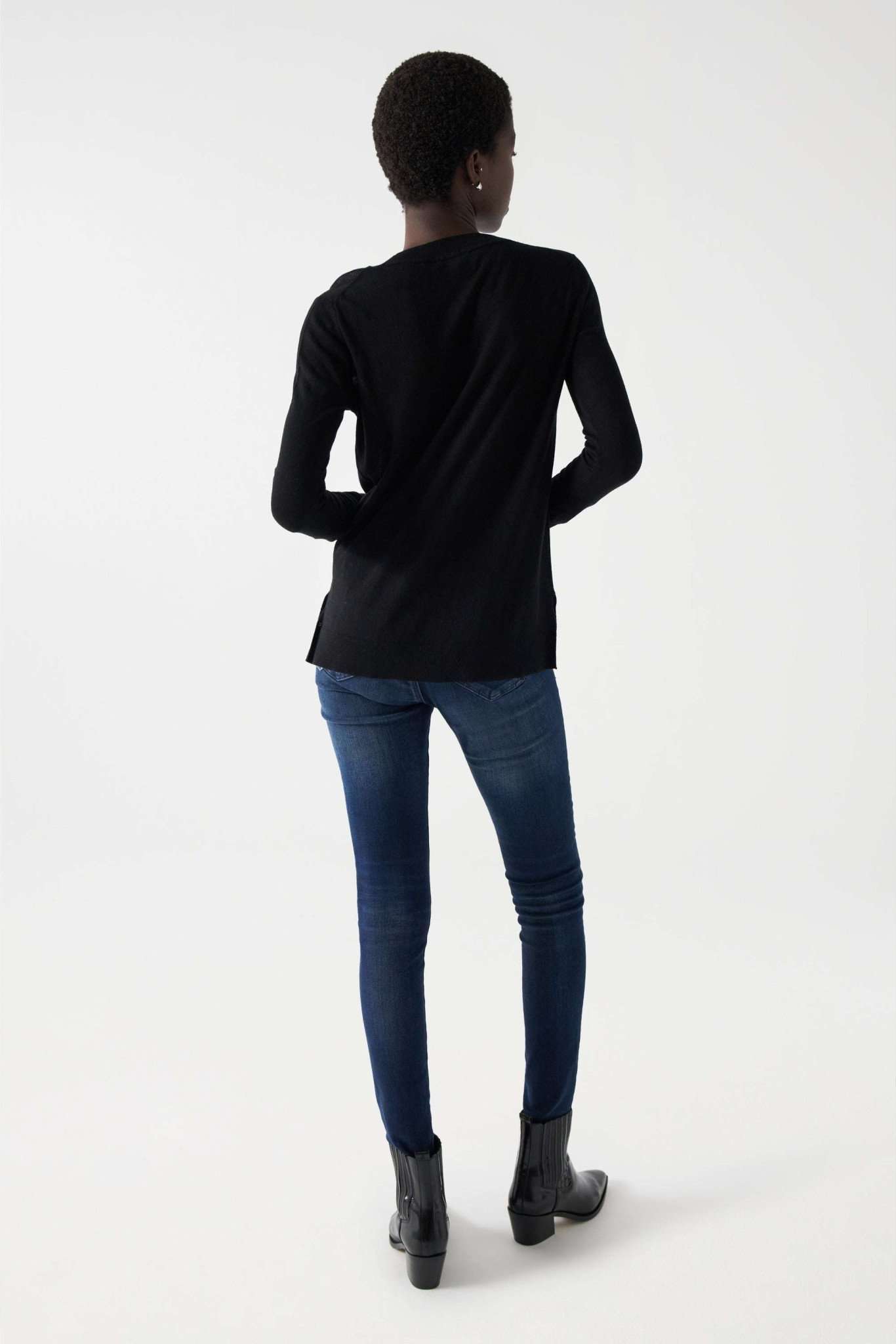 Maglione a maglia fine con scollo a V in nero Maglioni Salsa Jeans   