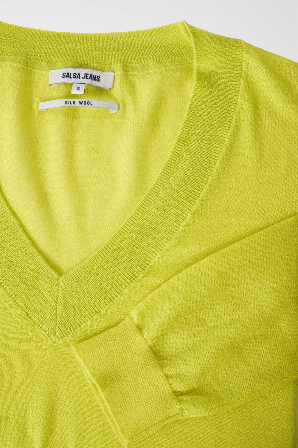 Maglione a maglia fine con scollo a V in verde chiaro Maglioni Salsa Jeans   