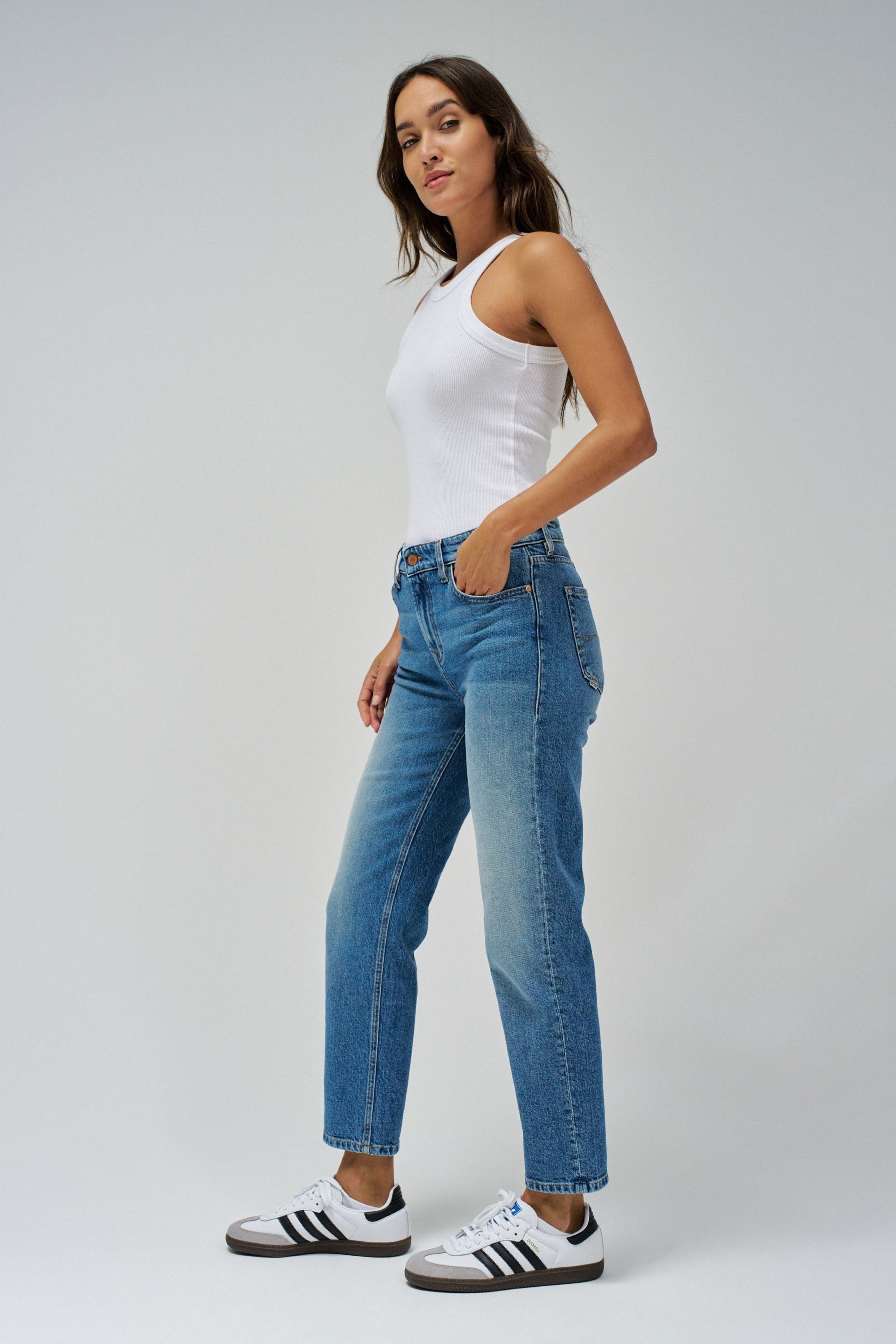 Jeans True Cropped Slim con lavaggio medio Salsa Jeans