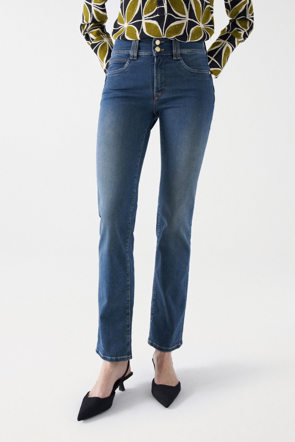 Jeans Secret Straight Greencast in Greencast Salsa Jeans   