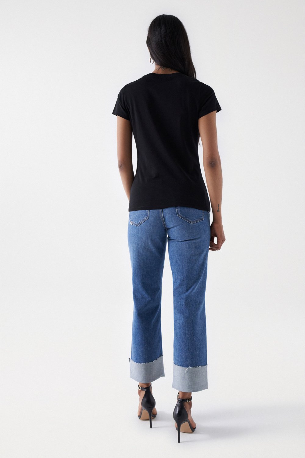 Maglietta istituzionale con perline in nero T-shirt Salsa Jeans   