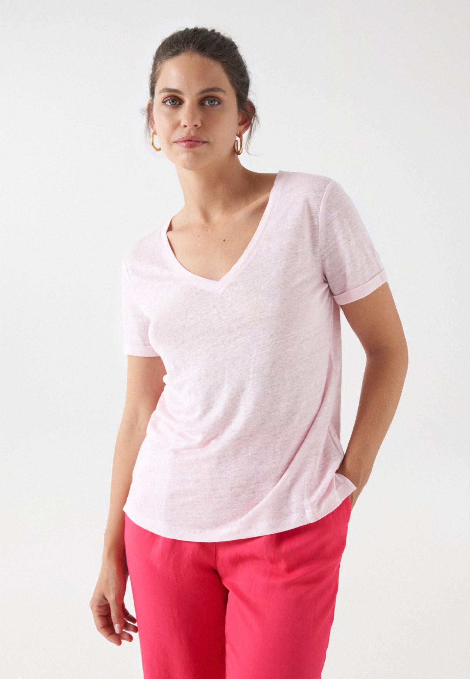 Maglietta in lino con scollo a V in rosa chiaro T-Shirts Salsa Jeans   