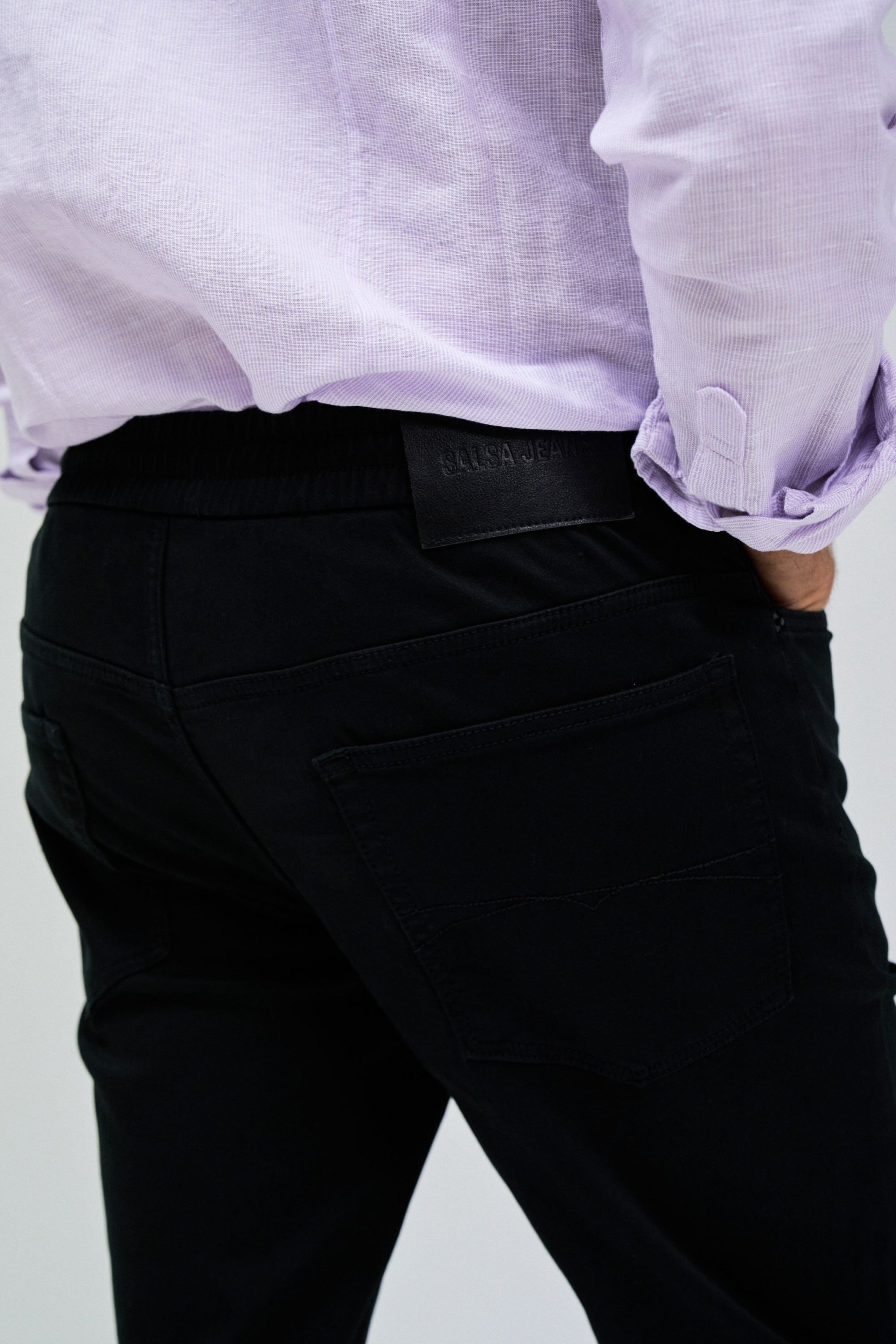 Pantaloni S-Activ Regular Jogger Colors in Nero Pantaloni Salsa Jeans