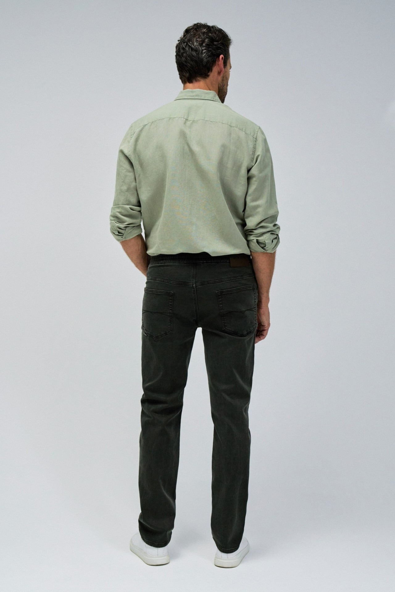 Pantaloni regular Jogger S-Activ Colors in verde scuro Salsa Jeans
