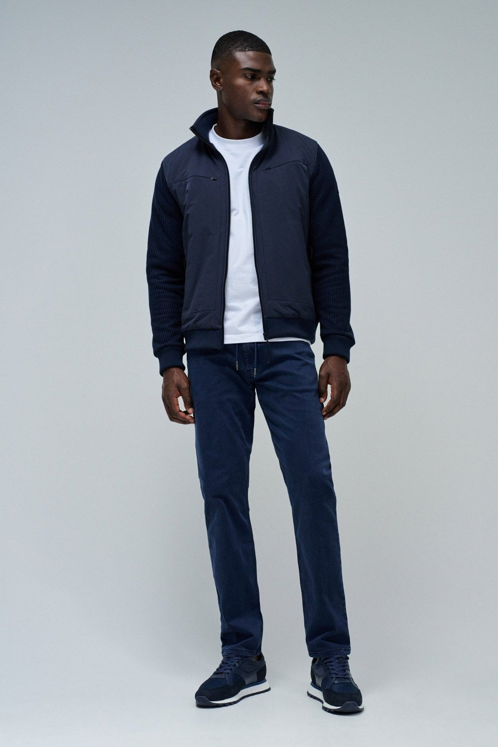 Pantaloni regular Jogger S-Activ Colors in blu scuro Salsa Jeans