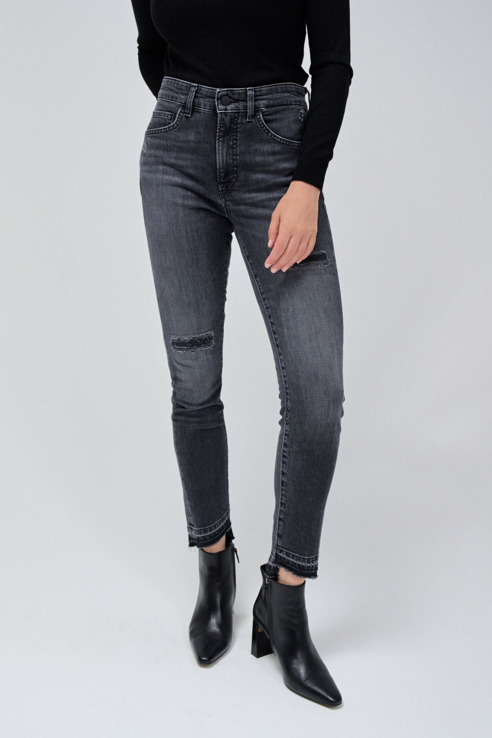 Jeans Faith Destroyed Black in Black Salsa Jeans   