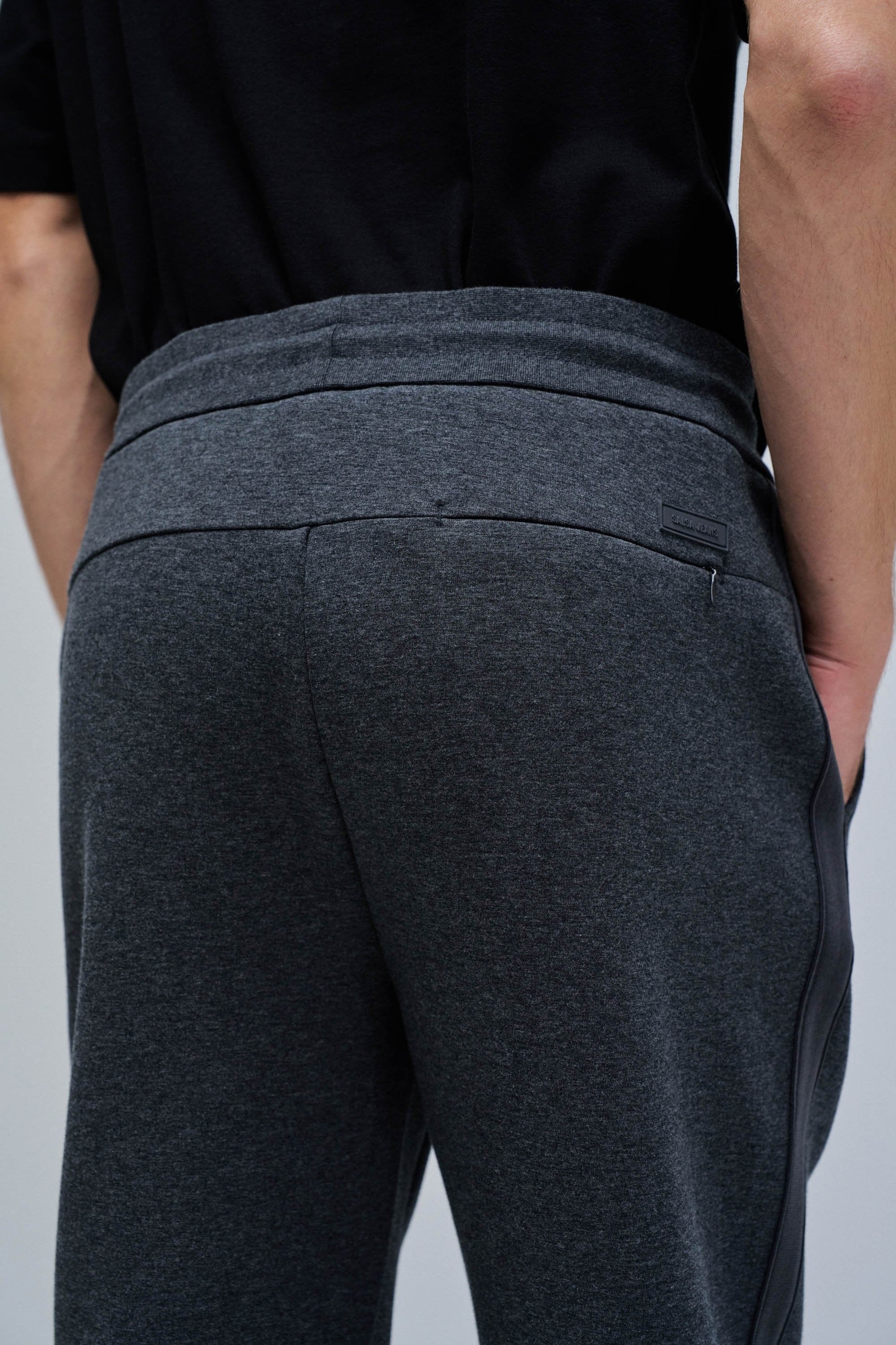 Scuba Interlock Joggers Mix Materials in grigio scuro