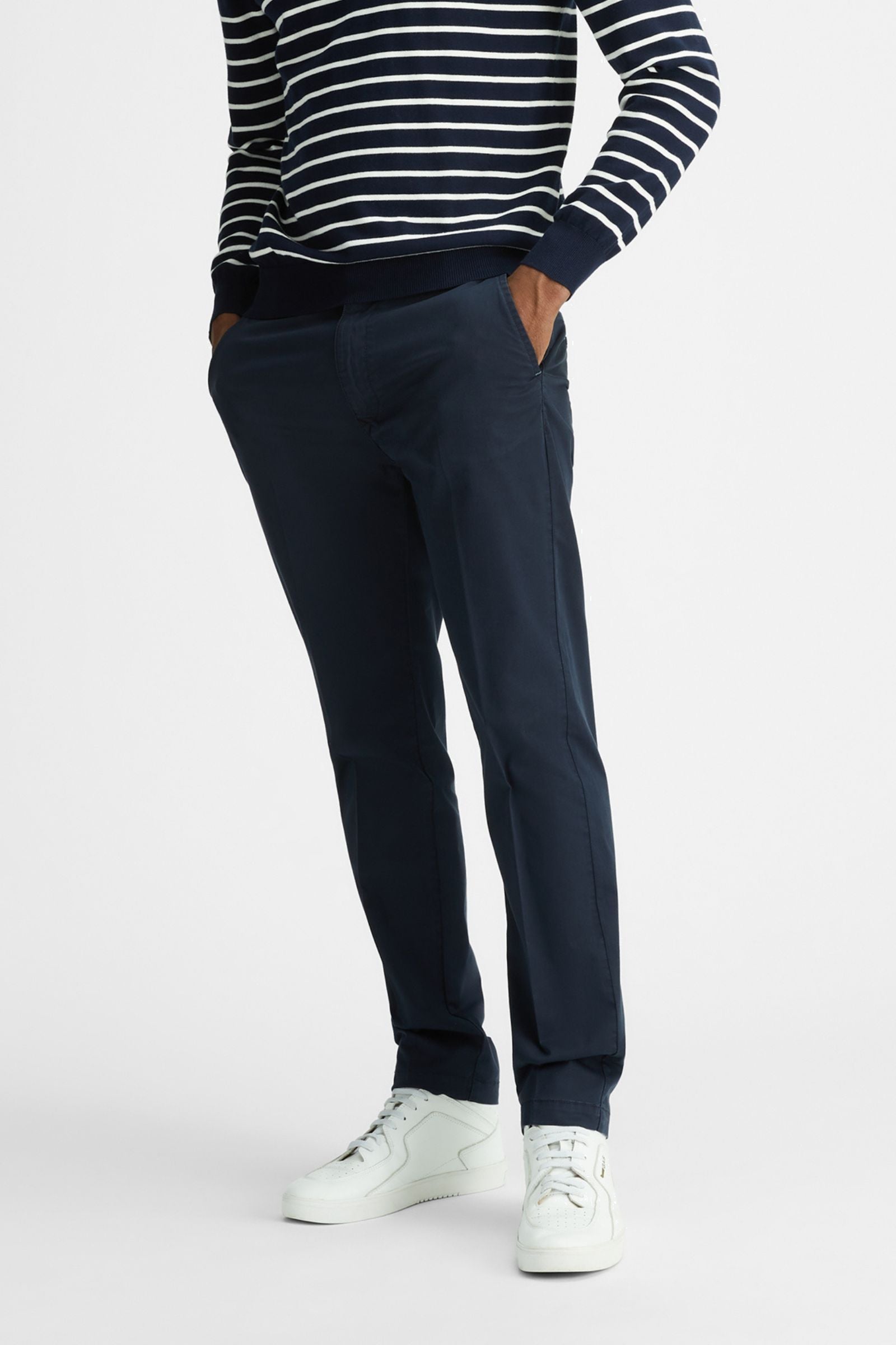 Nuovi pantaloni Sadeck Det in blu navy Pantaloni GAS   