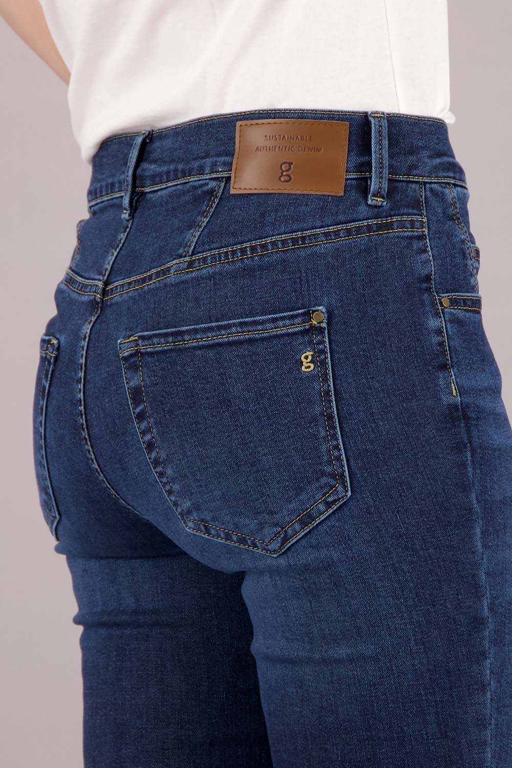 Jeans ZURI122 con risciacquo scuro Jeans Gardeur usati