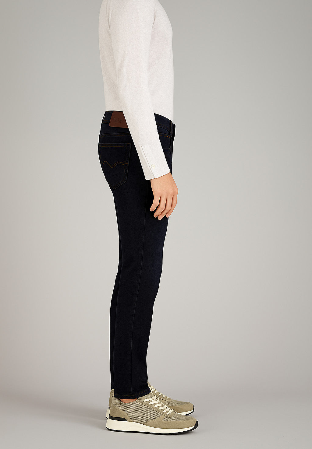 Jeans BATU-2 con risciacquo scuro Jeans Gardeur usati