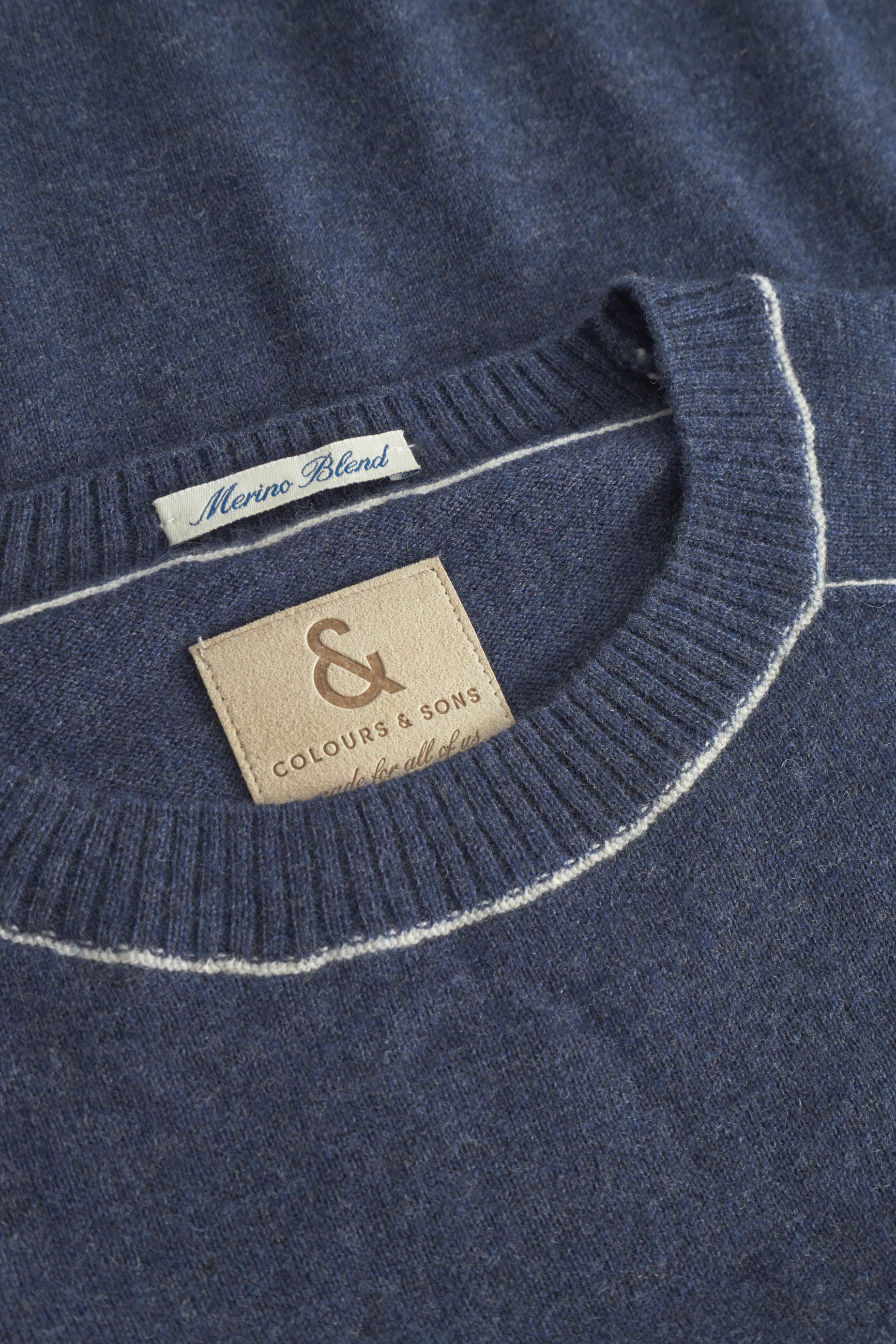 Scollo rotondo in misto merino in blu Maglioni Colours and Sons