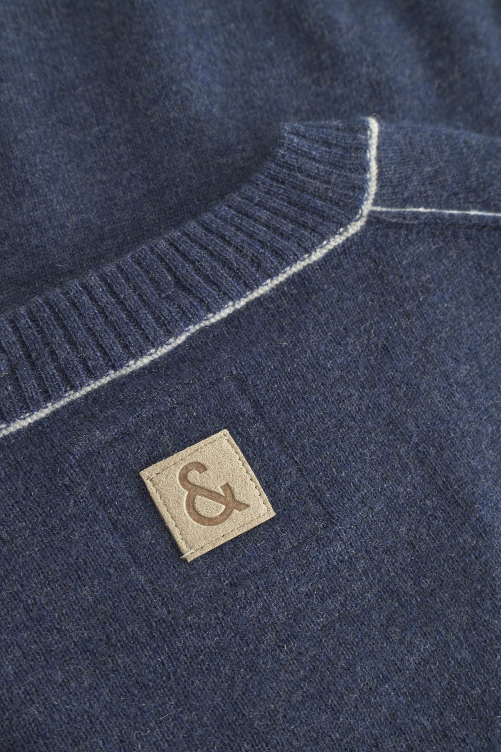 Scollo rotondo in misto merino in blu Maglioni Colours and Sons