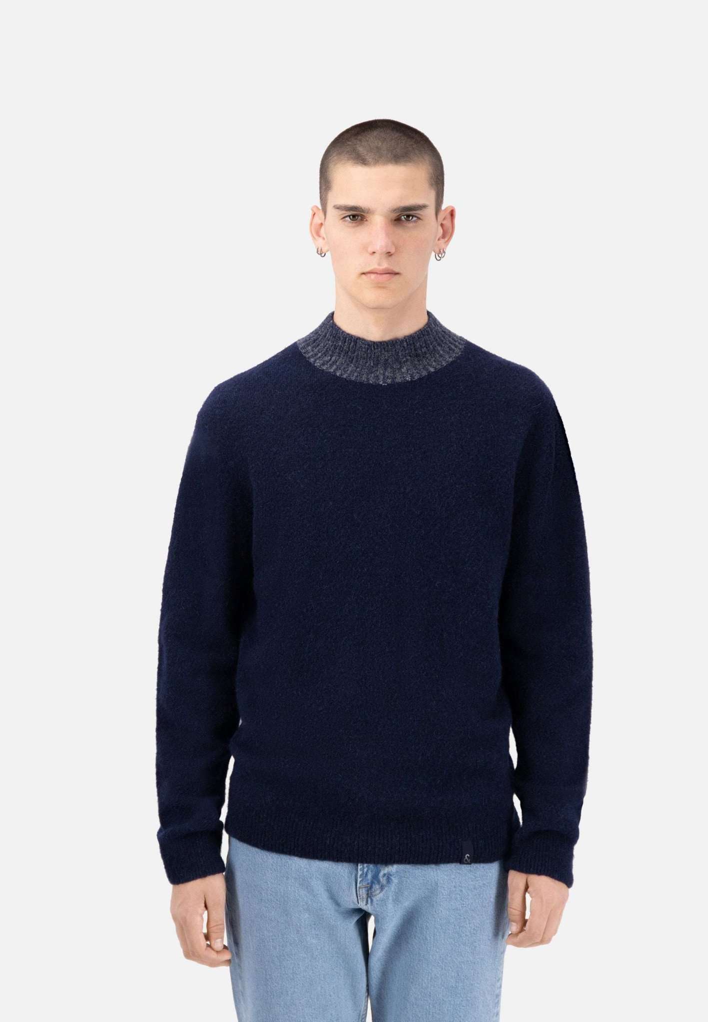 Collo rotondo in navy Maglioni Colours and Sons   