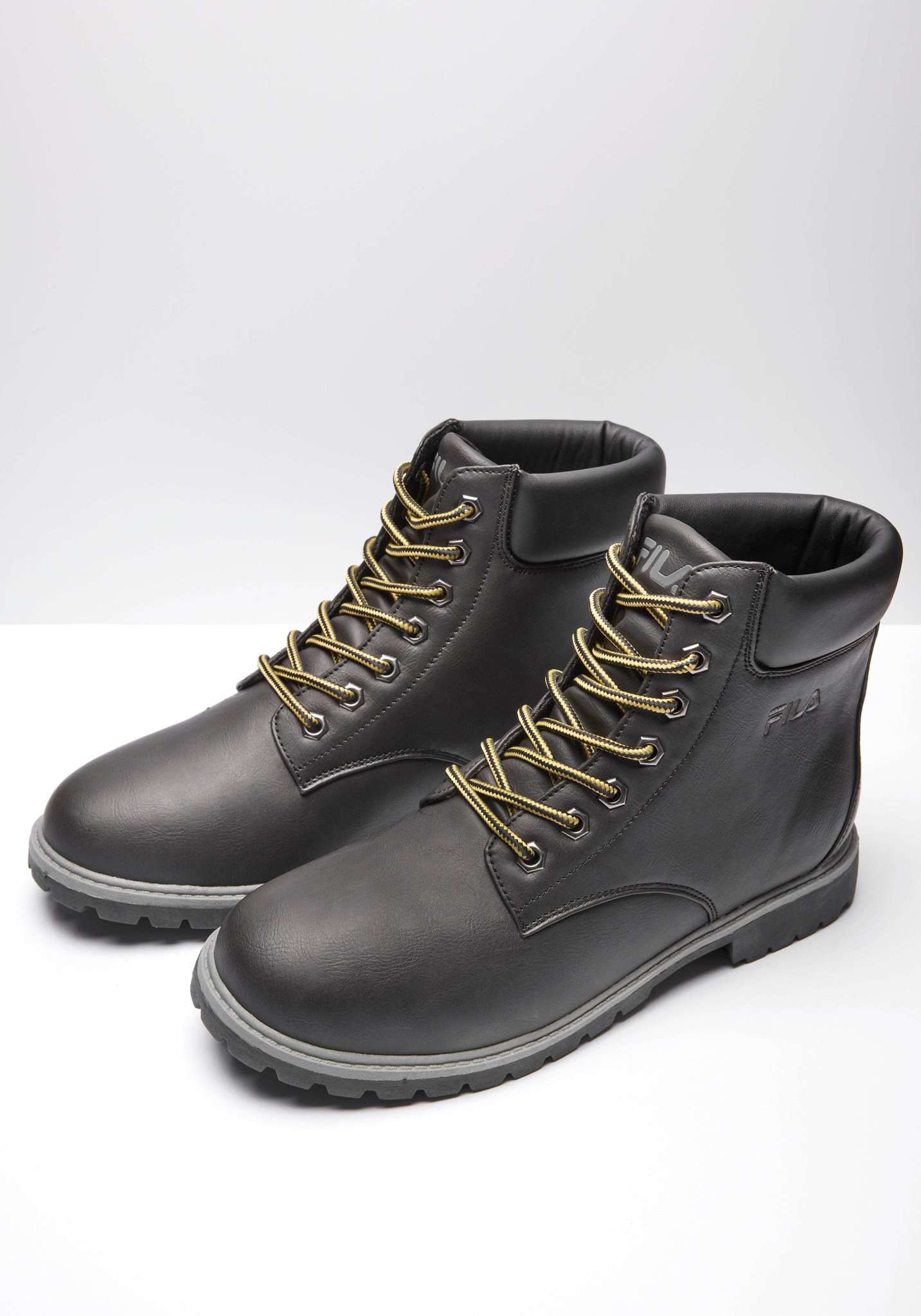 Maverick Mid Wmn in nero-Stivaletti stringati neri Fila   