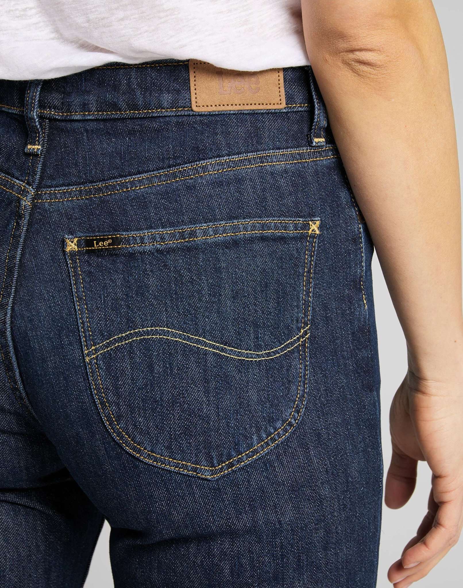 Carol in Jeans Roberto Scuro Lee   