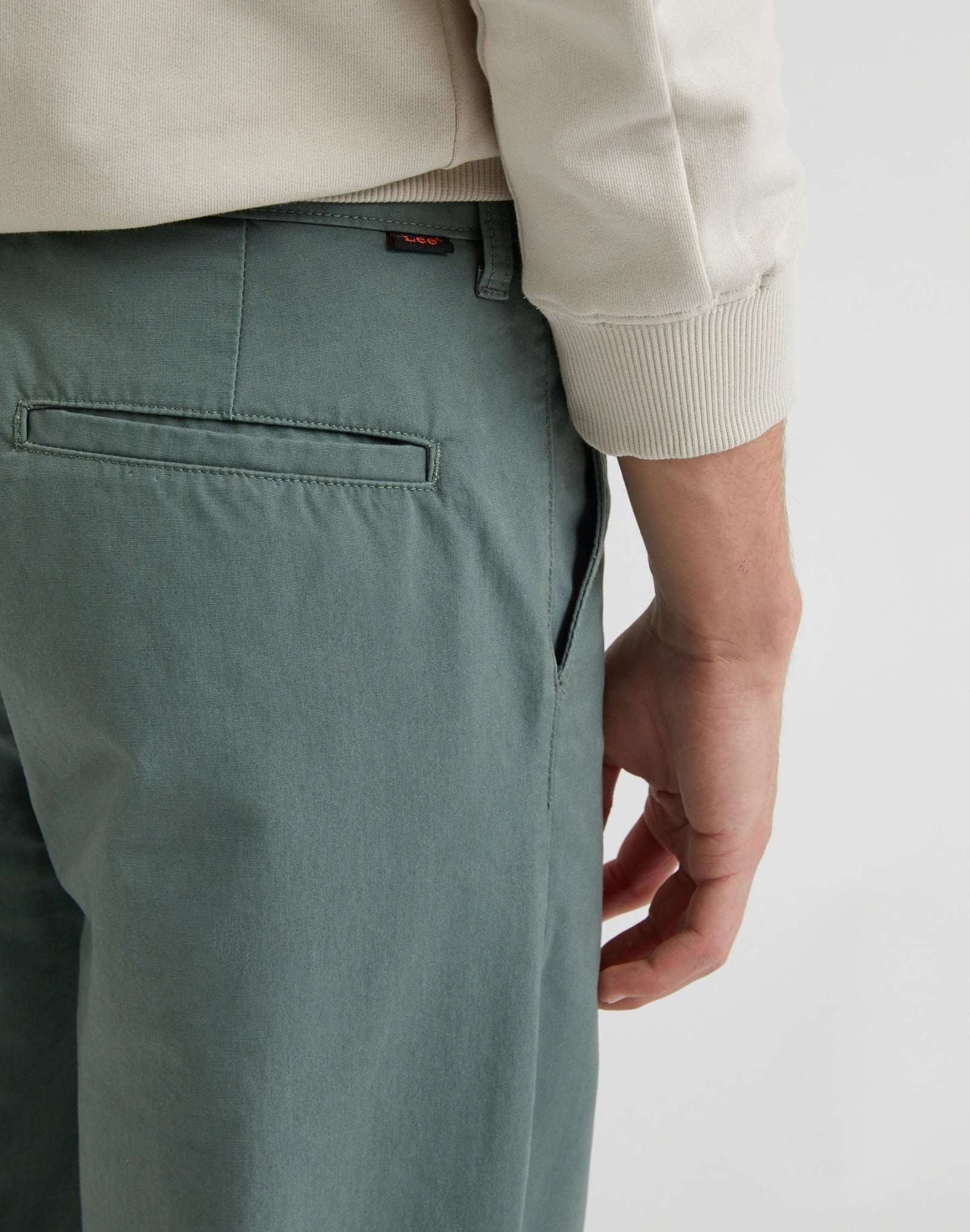 Pantaloni chino rilassati in Fort Green Lee   