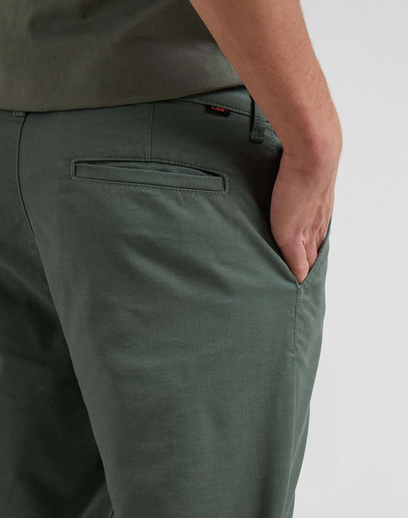 Pantalone chino regolare in Fort Green Lee   