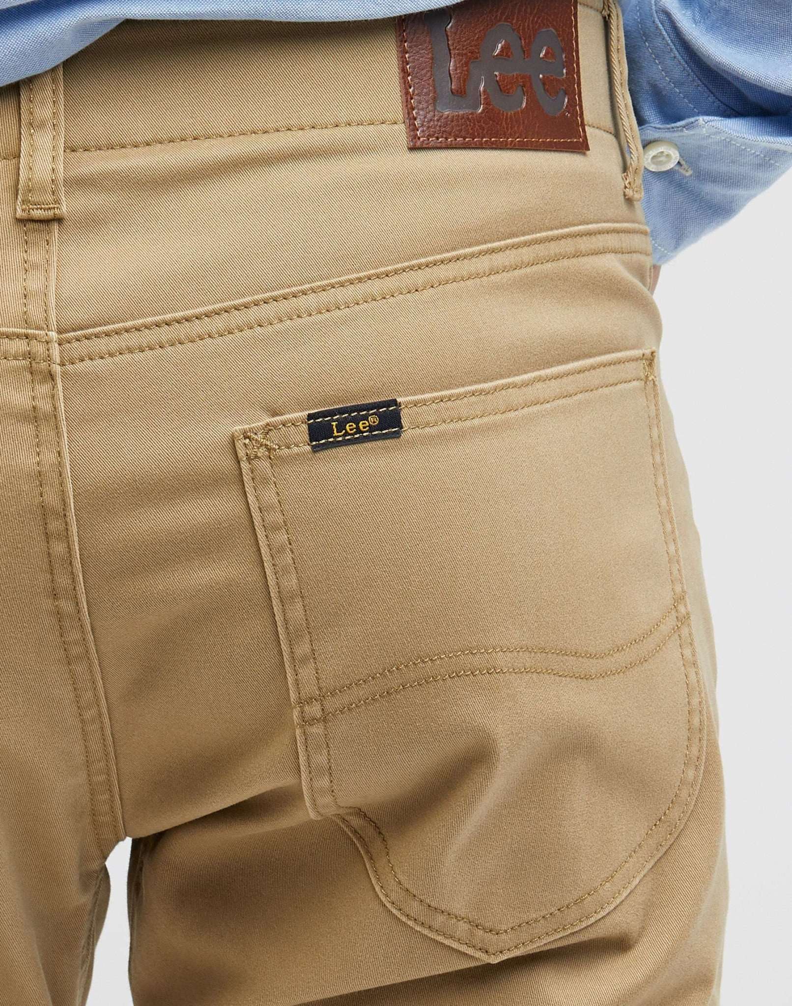 Pantaloni slim fit MVP in Elbus Lee   