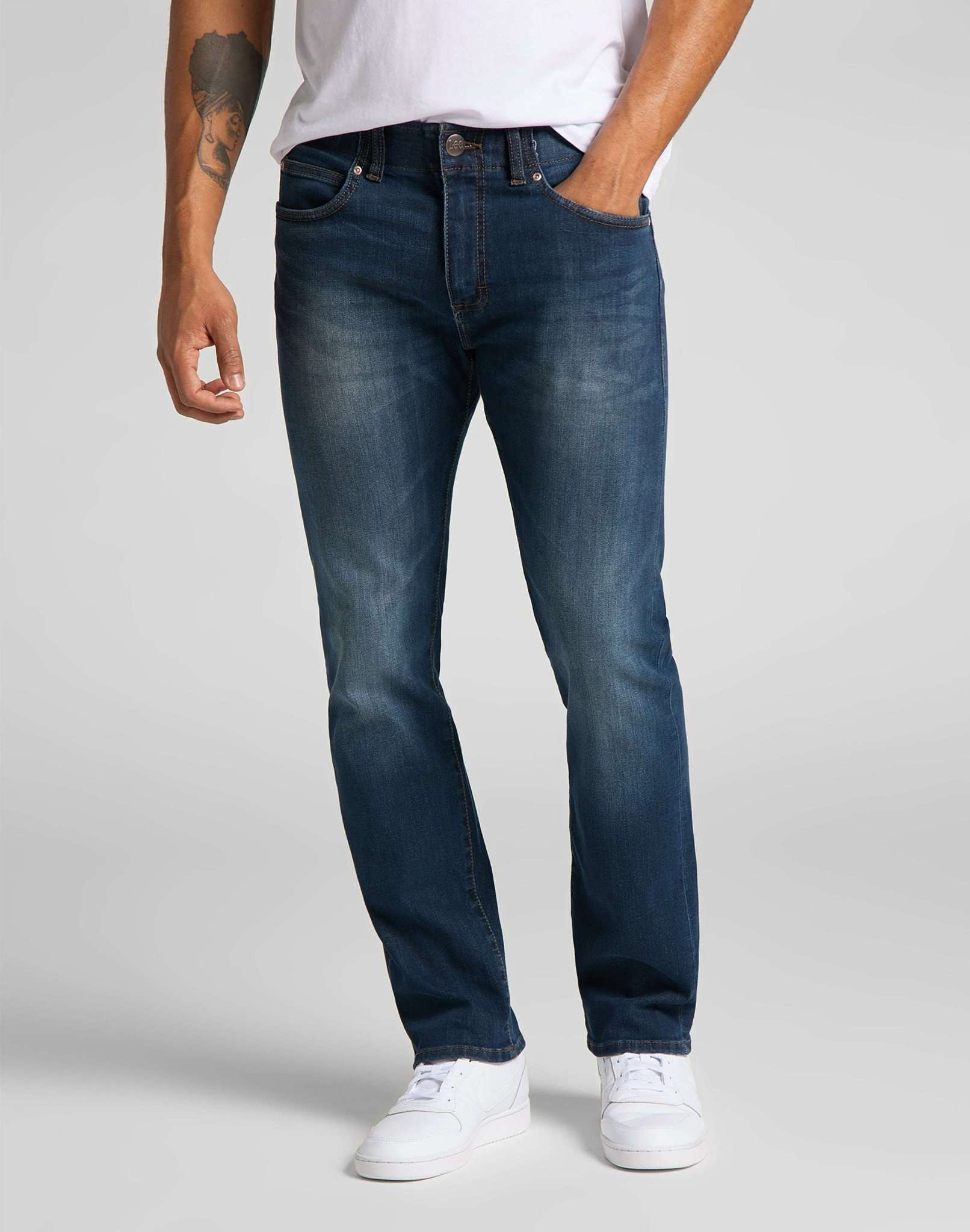 MVP slim fit in jeans Aristocrat Lee   