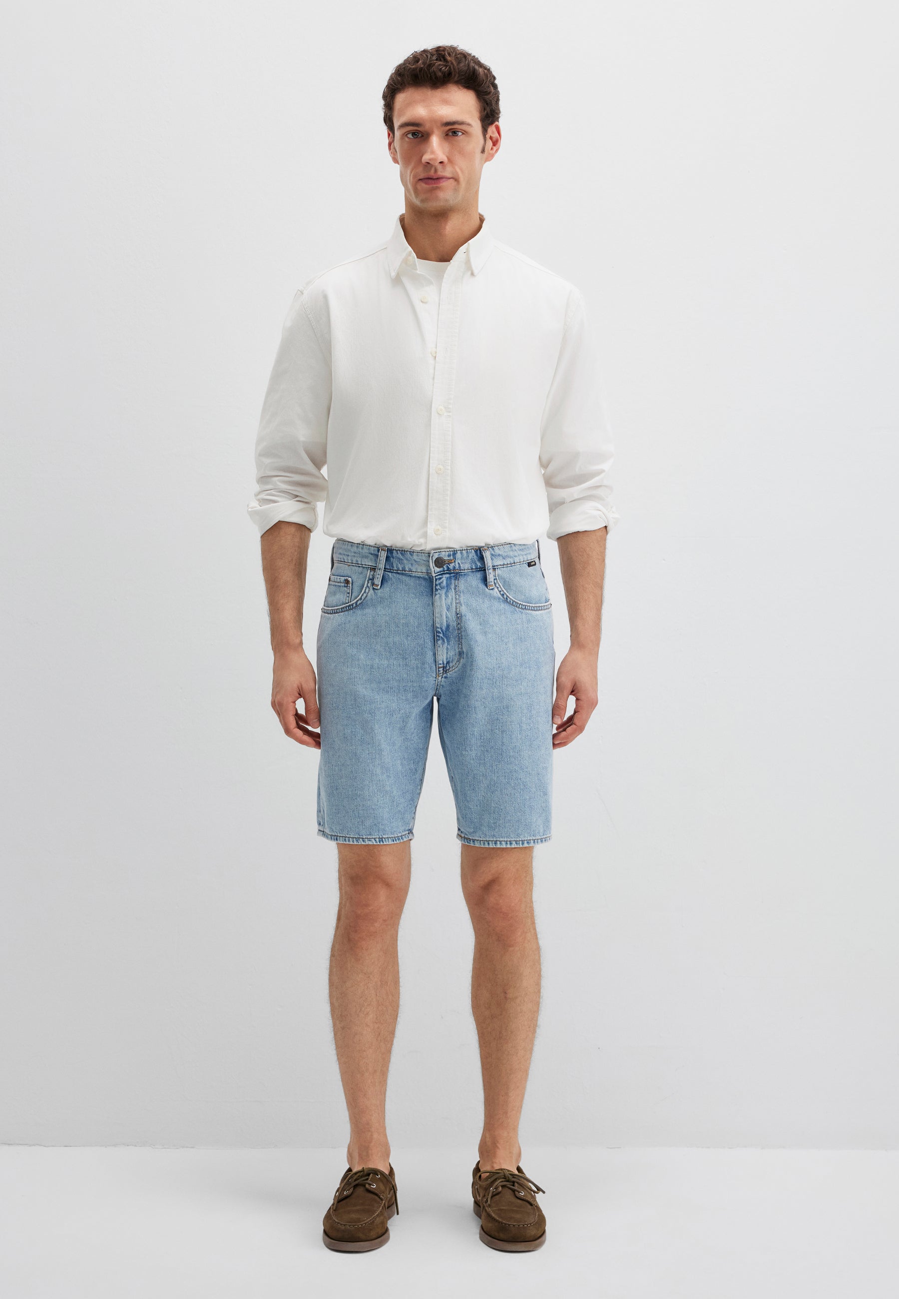 Lucas in shorts jeans Dusty Vintage 90´S Mavi