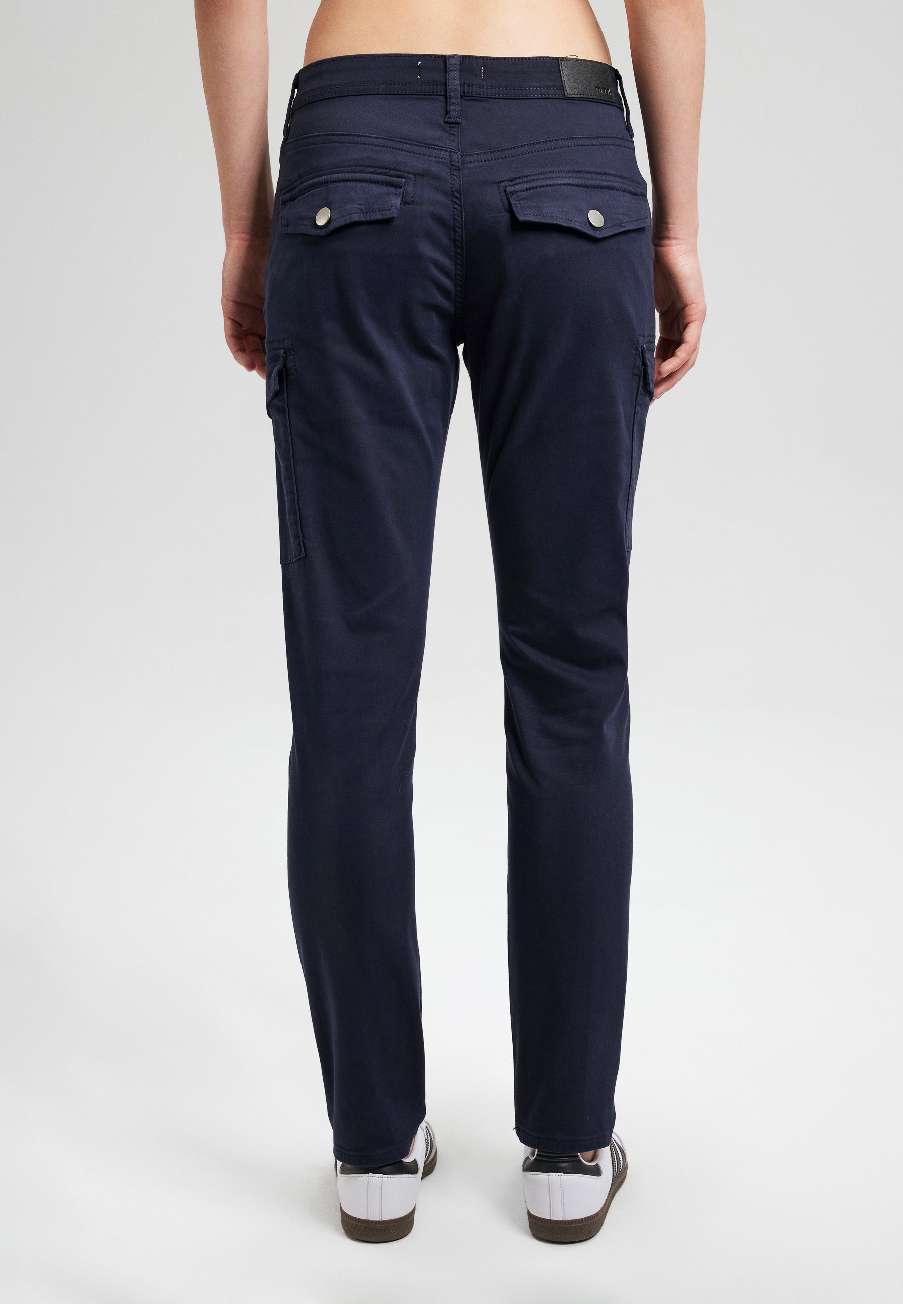 Luzi in Blazer Navy Pantaloni di senape Mavi   