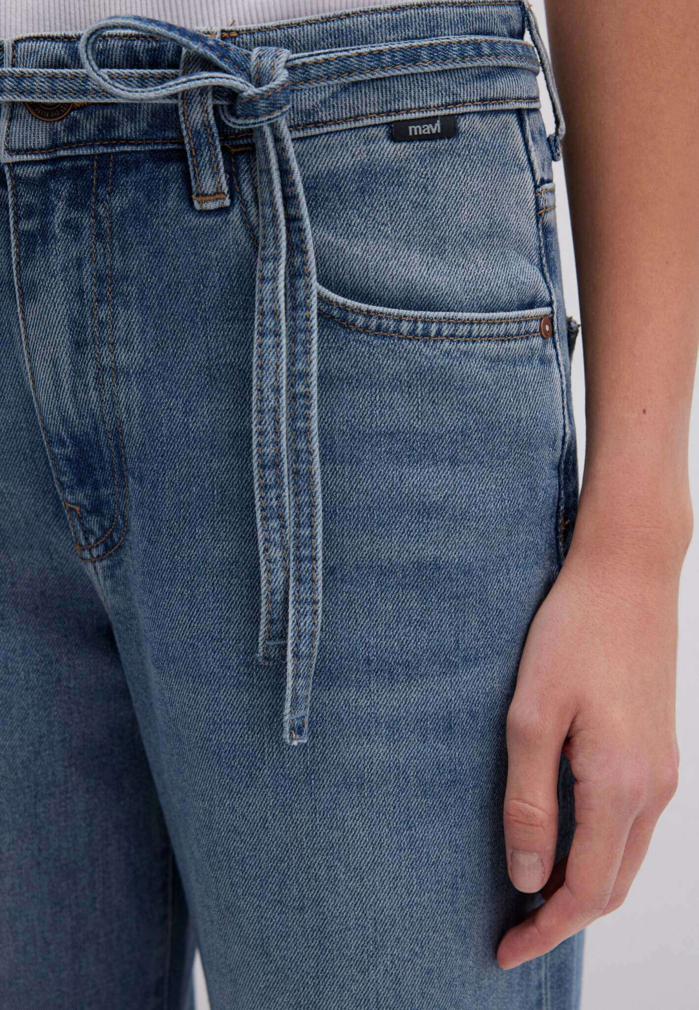 Malibu con cintura in jeans 90S medio usati Mavi