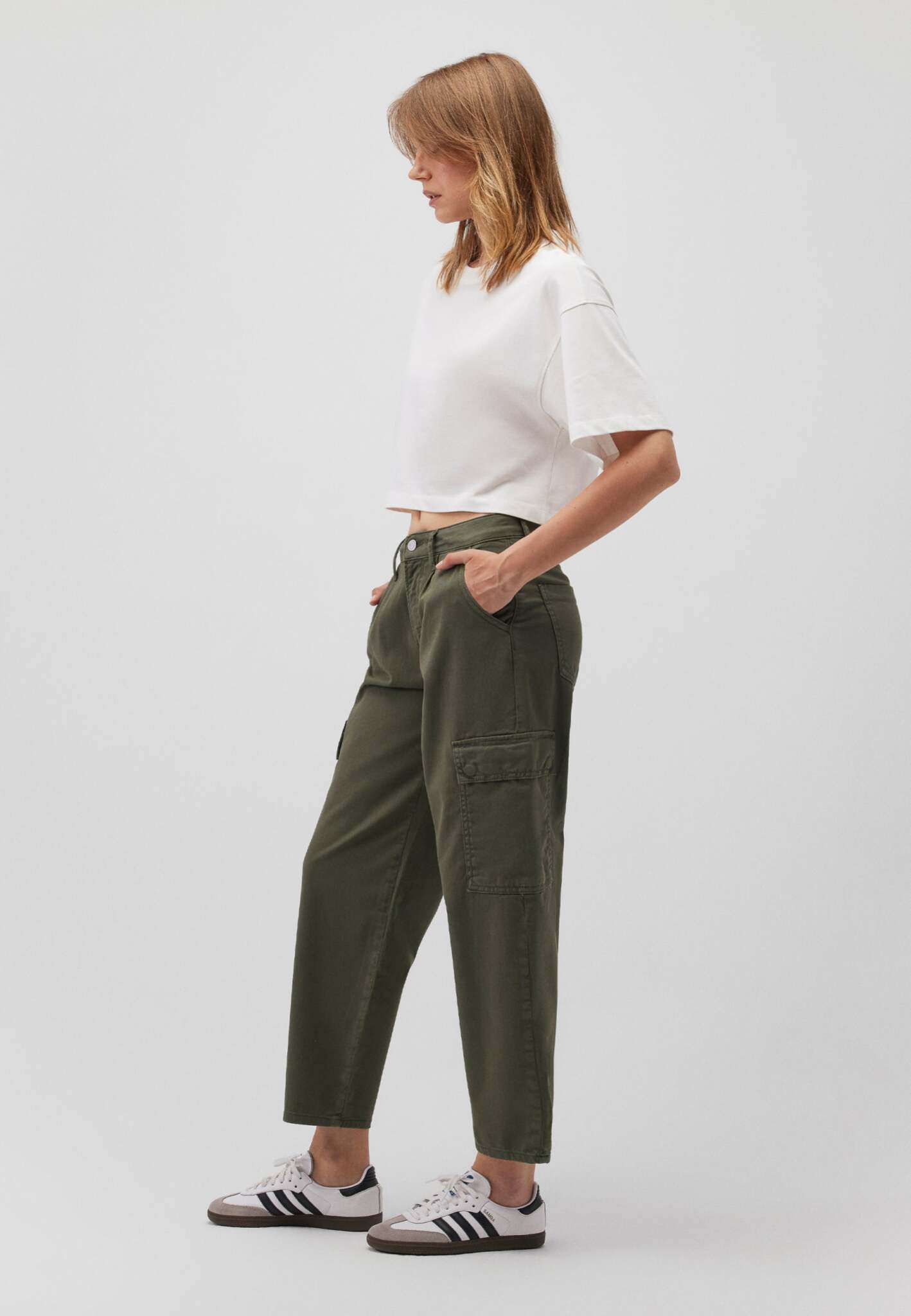 Jacy in pantaloni in twill di scarabeo Mavi   