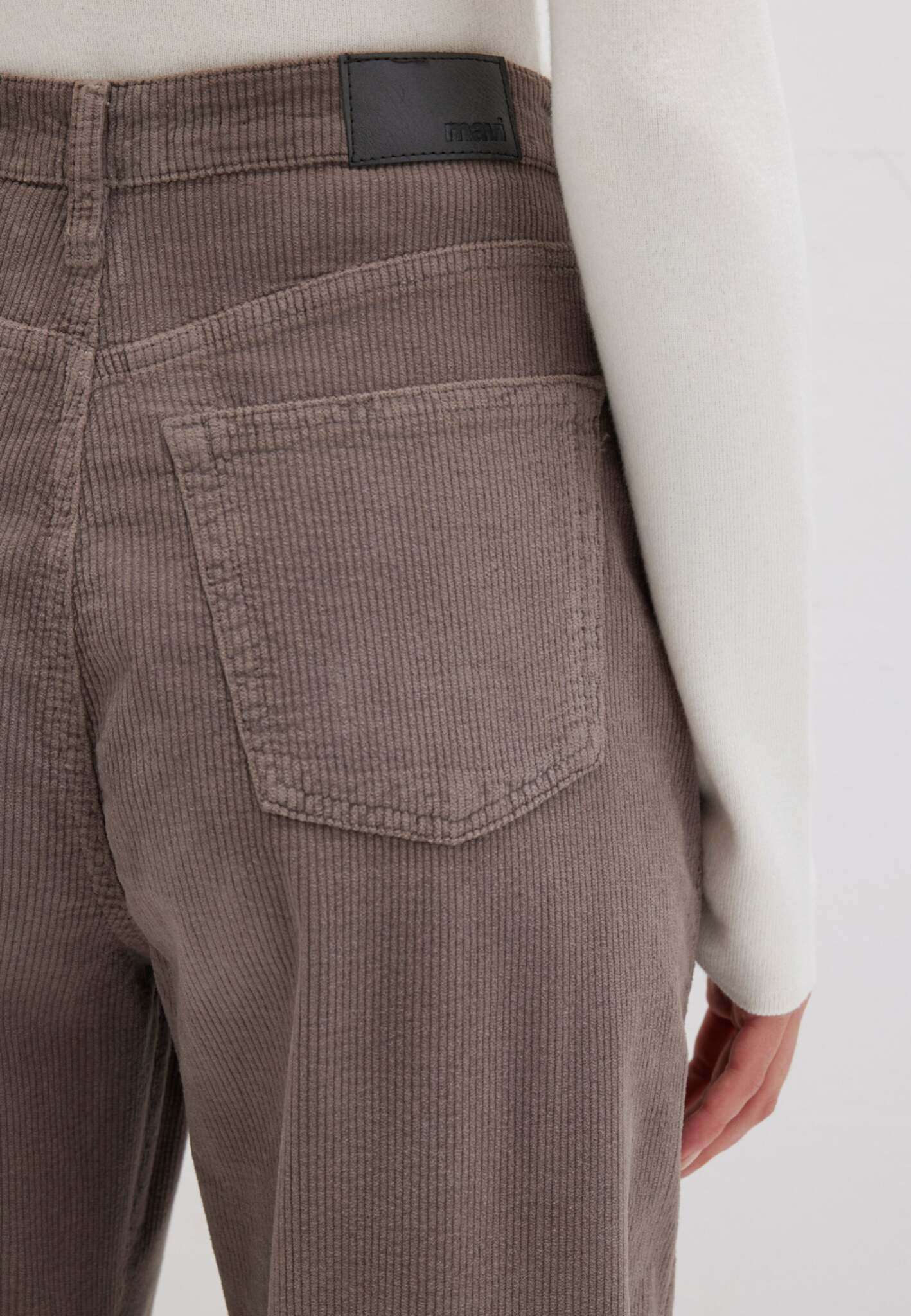 Laura in pantaloni di corda grigio antracite Mavi