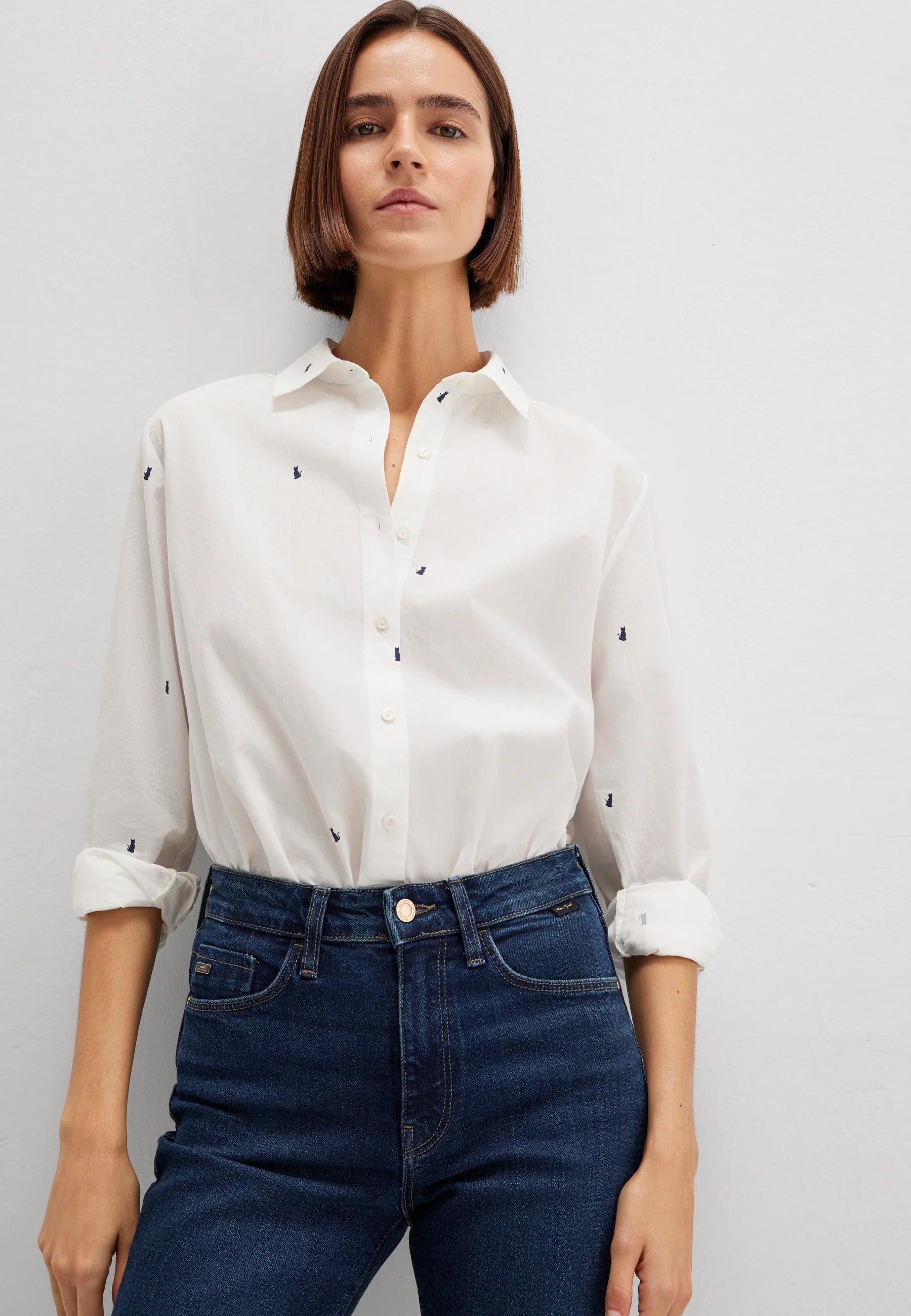 Camicia a maniche lunghe in tessuto con stampa all-over di gatti