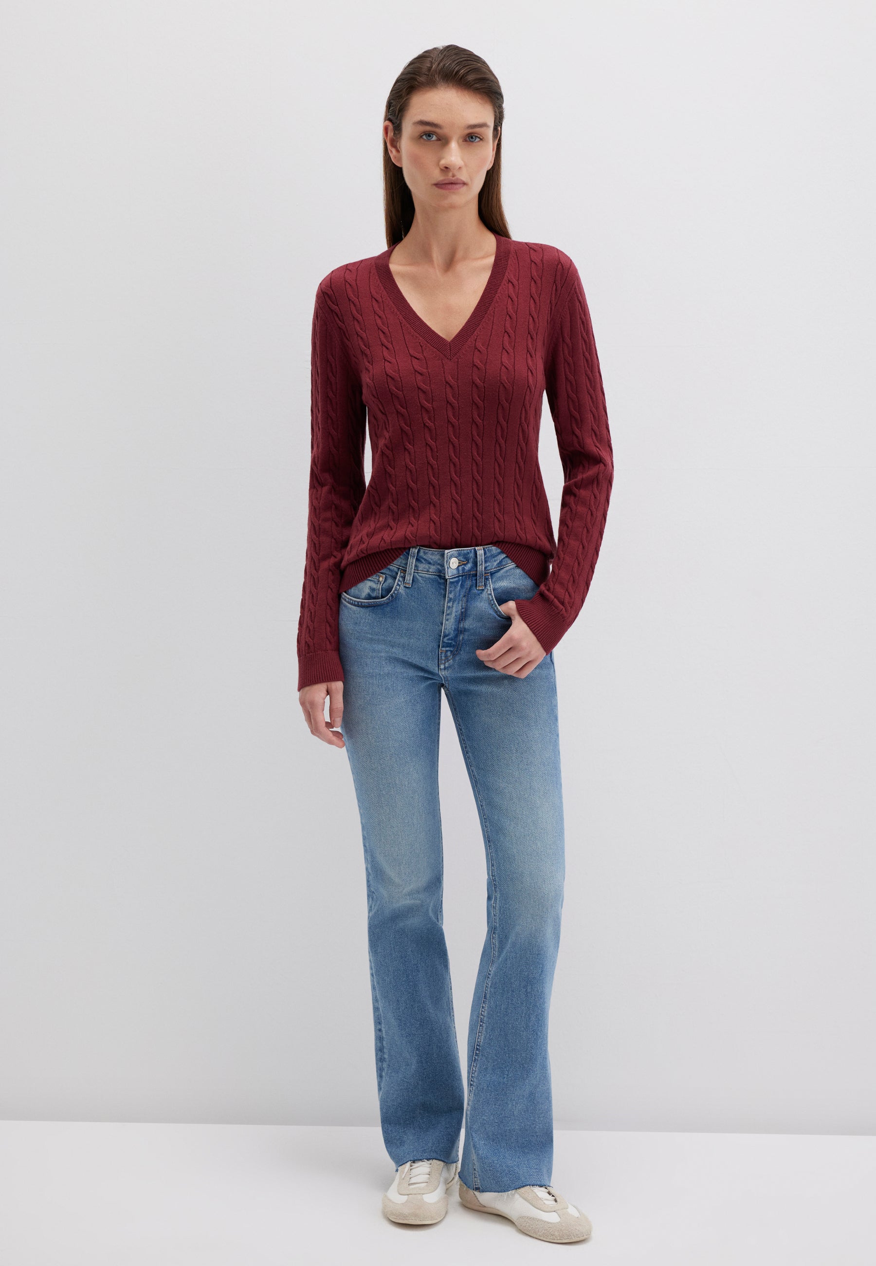 Maglione con scollo a V in cordovan Maglioni Mavi