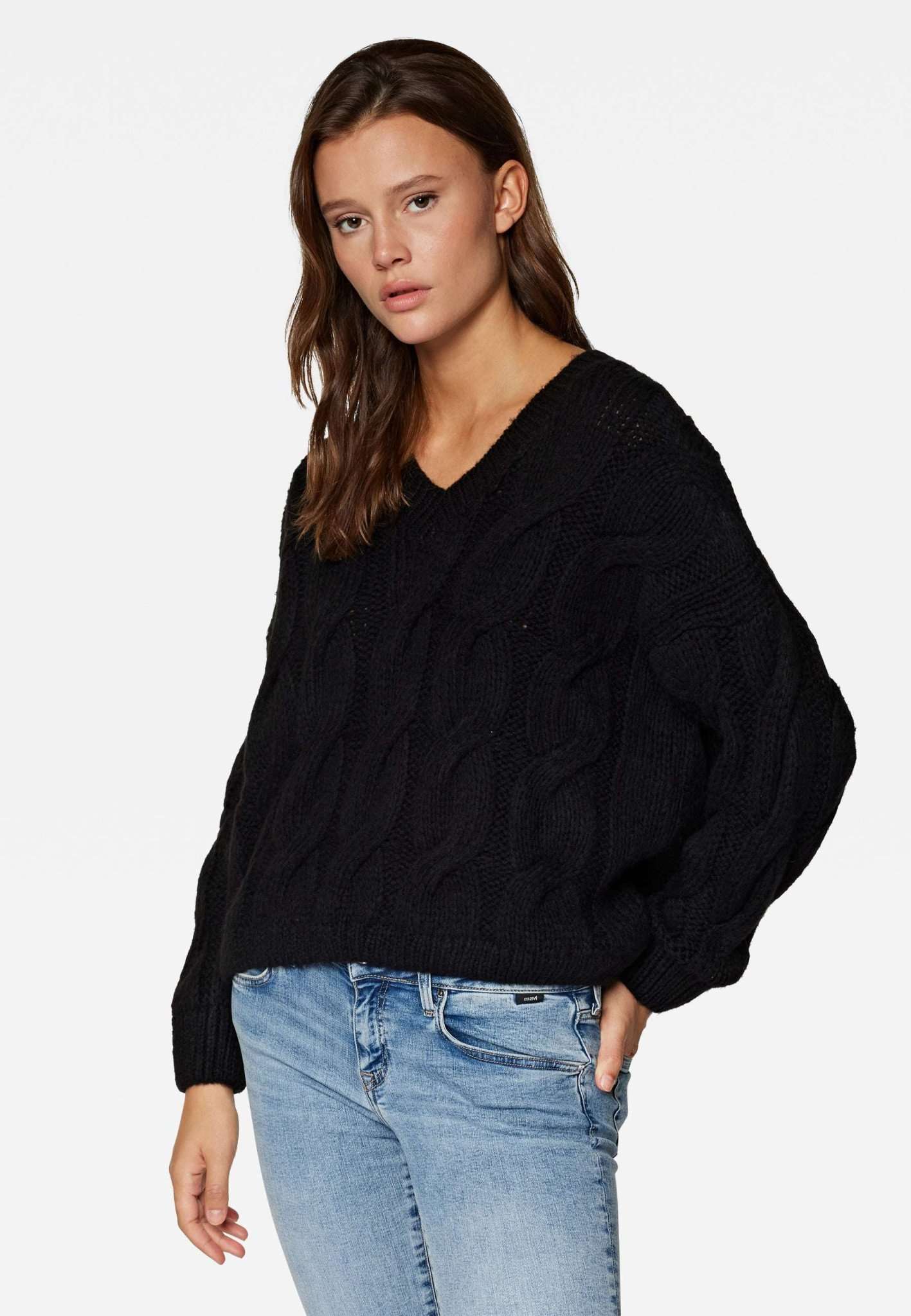 Maglione con scollo a V in nero Maglioni Mavi   