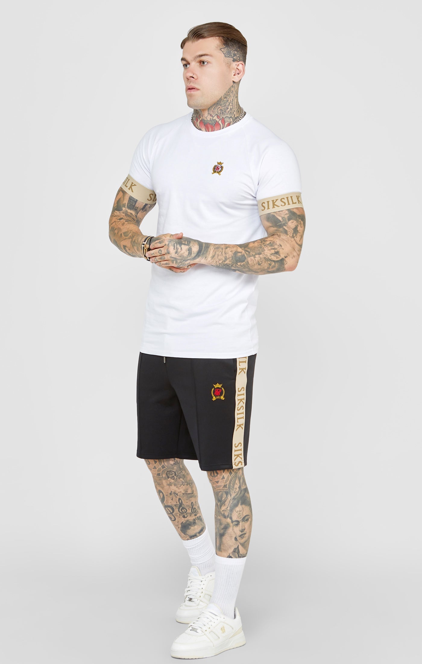 Maglietta Crest con polsini elasticizzati in bianco Magliette SikSilk   