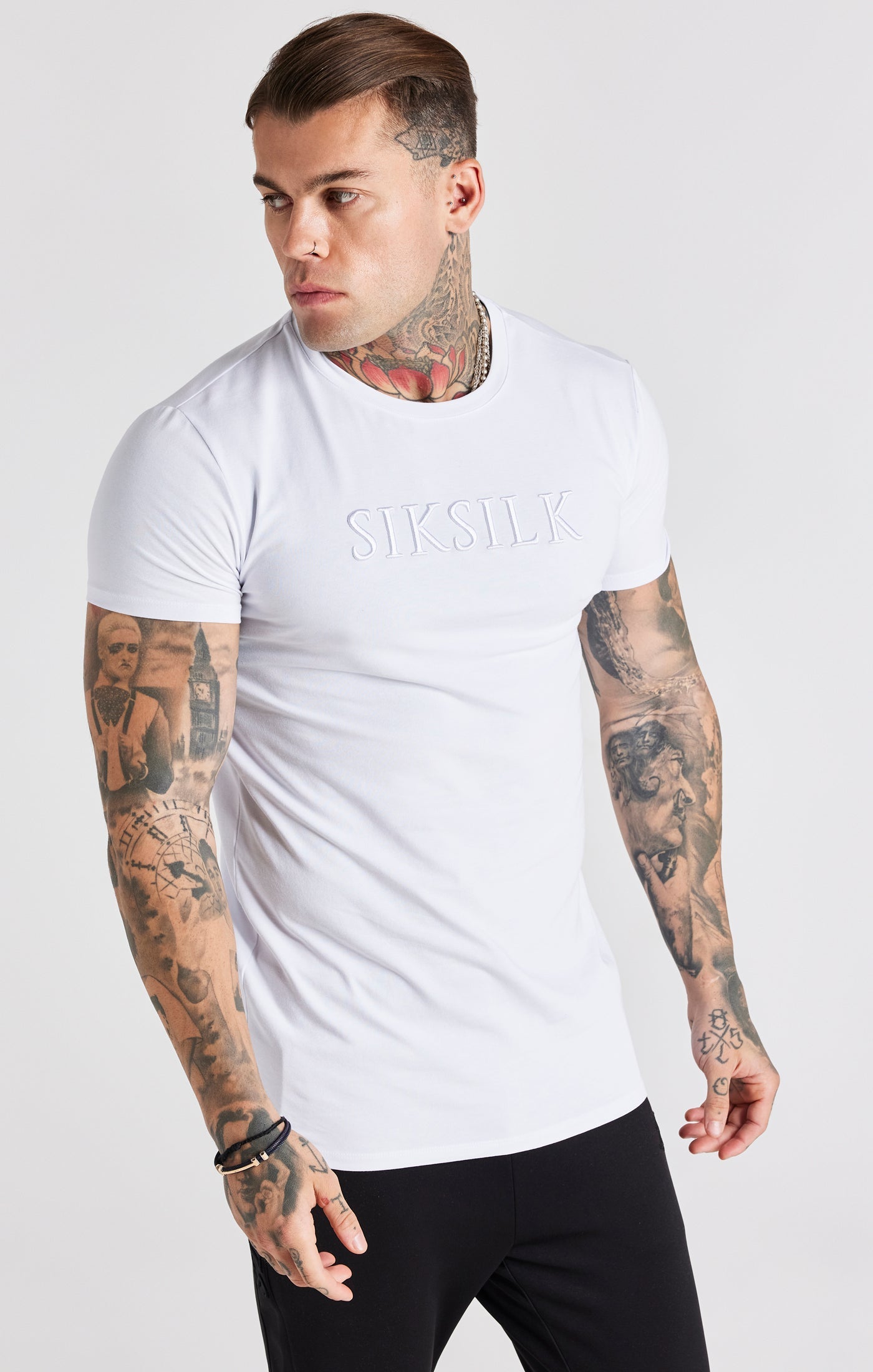 Maglietta muscolare ricamata in bianco T-Shirt SikSilk   