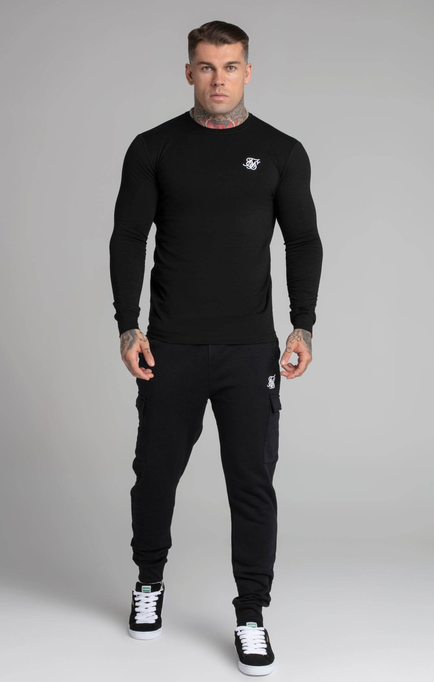 Pantalone Cargo essenziale in nero SikSilk   