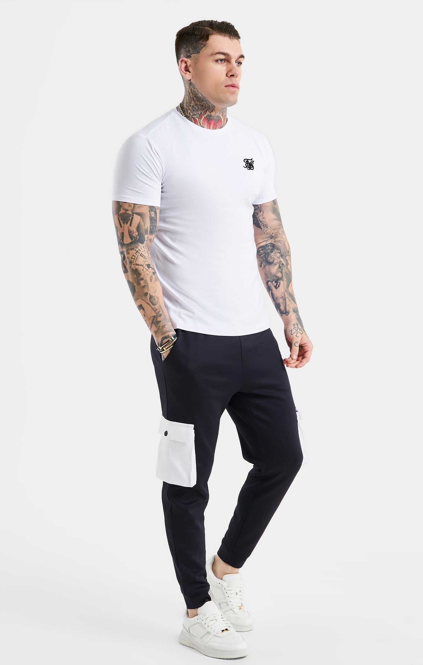 Maglietta Essential a manica corta dal taglio muscolare in bianco Magliette SikSilk   