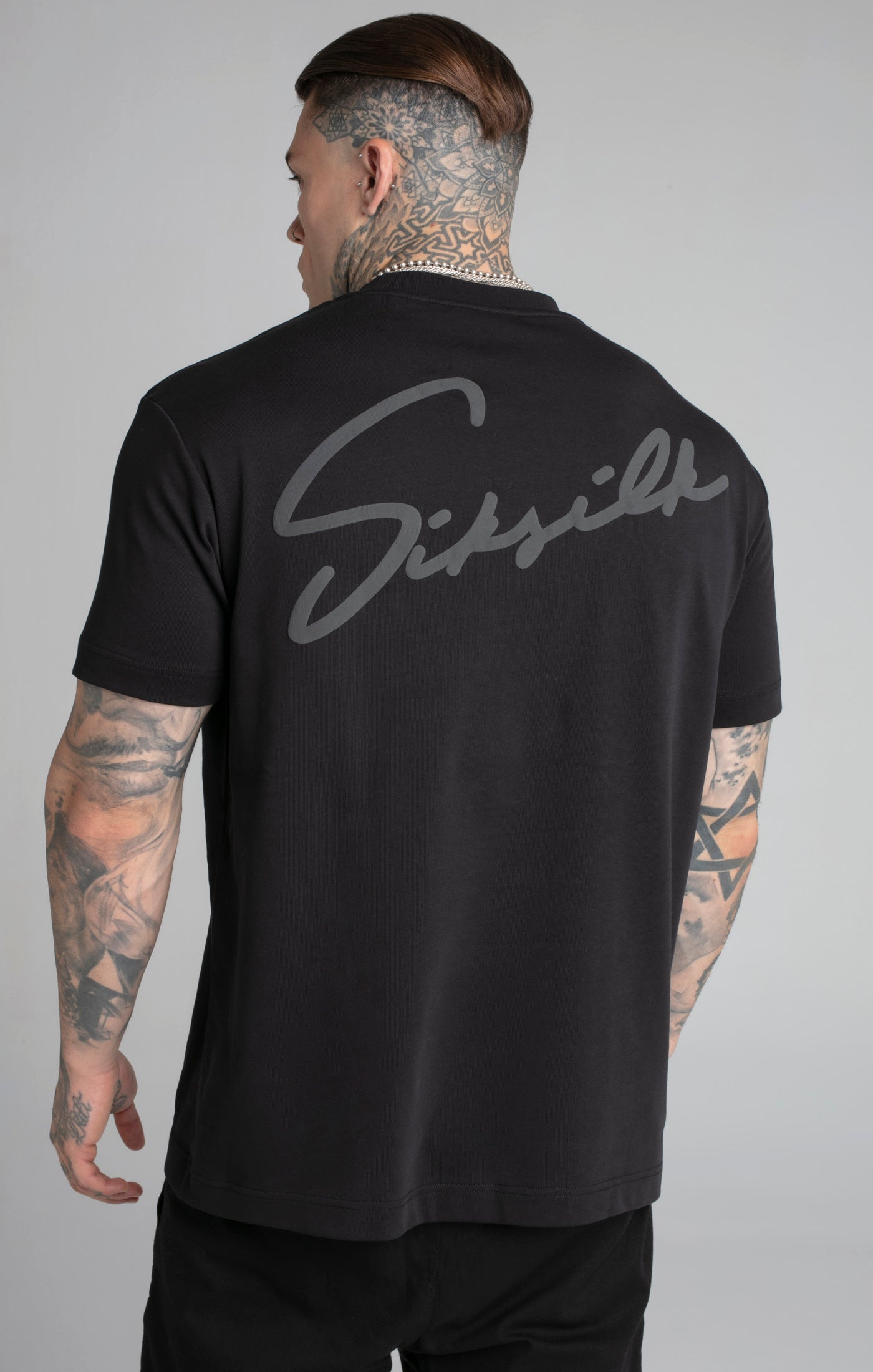 Maglietta Script in Nero Magliette SikSilk   