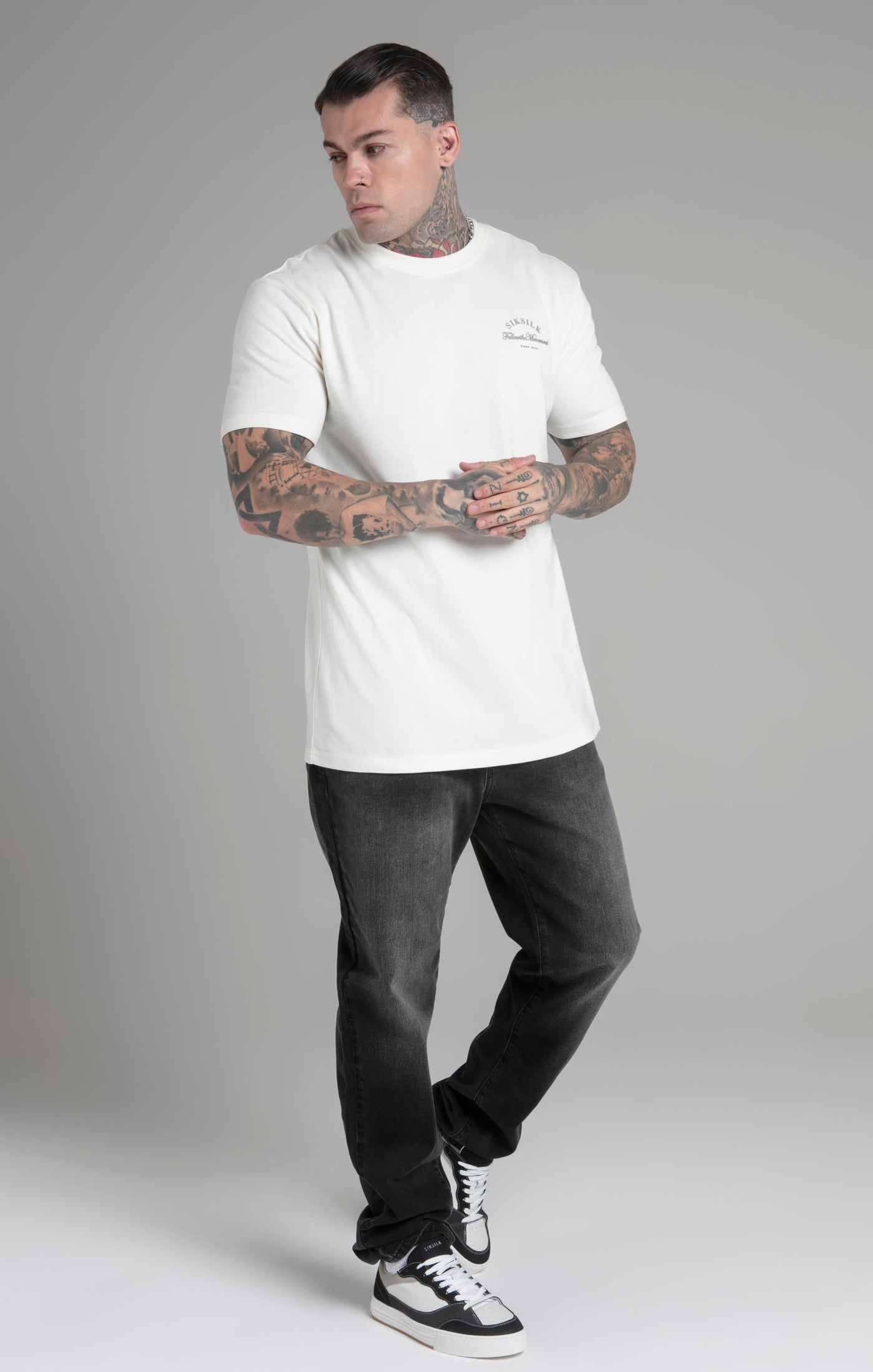 T-shirt dal taglio rilassato in ecru T-shirt SikSilk   