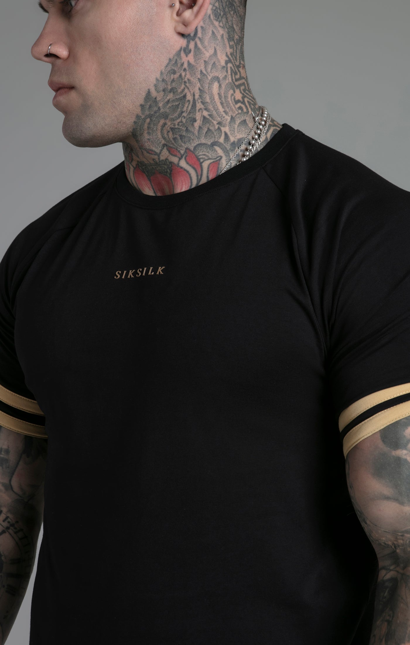 Maglietta Tournament in Nero Magliette SikSilk   