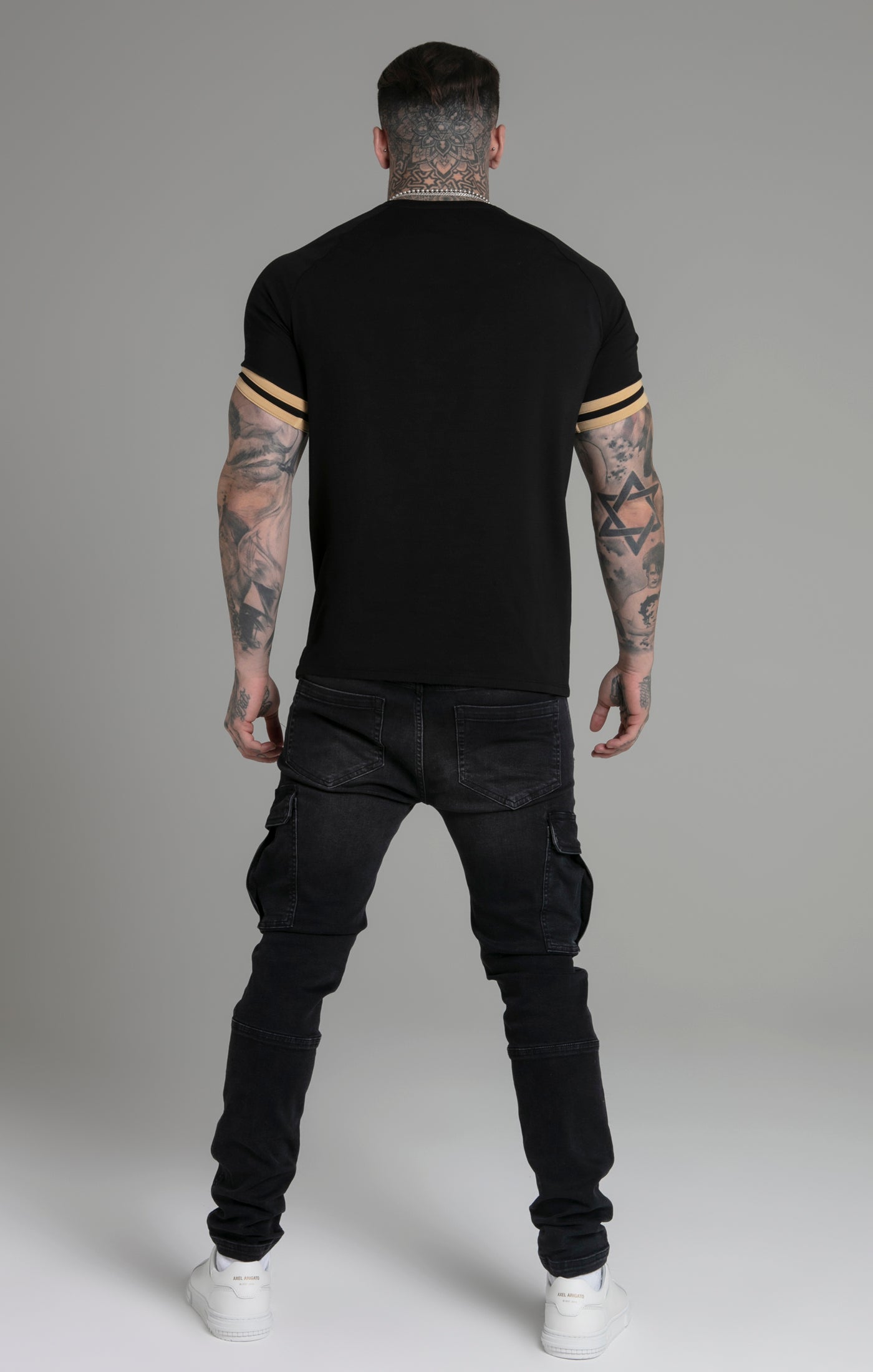 Maglietta Tournament in Nero Magliette SikSilk   